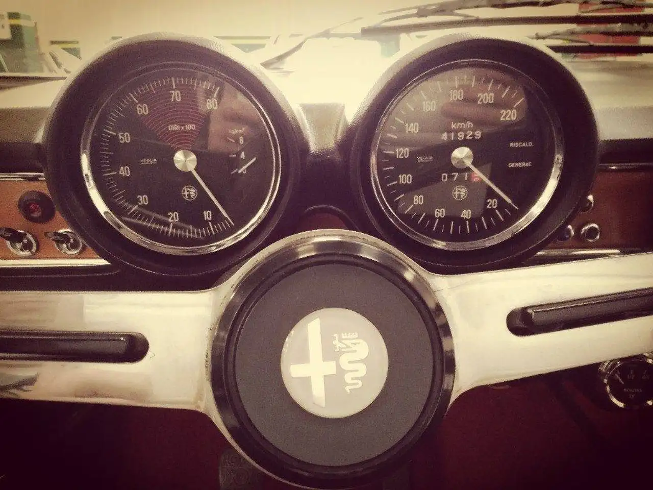 Alfa Romeo Junior GT1300, foto 5