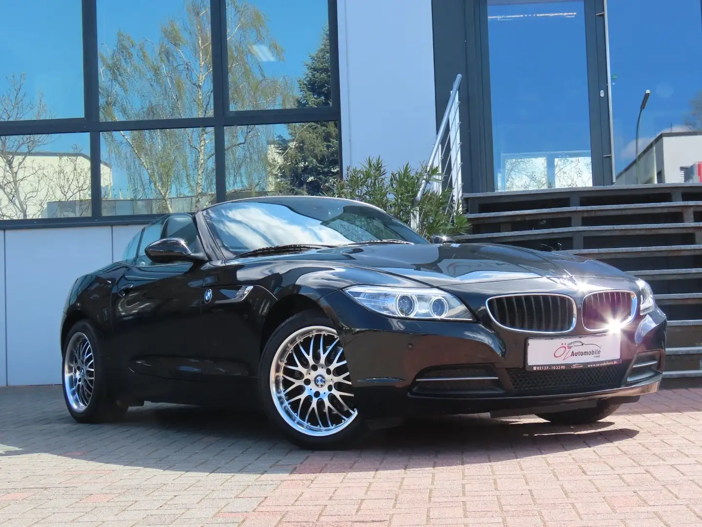 BMW Z4 sDrive18i Leder Sitzheizung Schwarz - 1