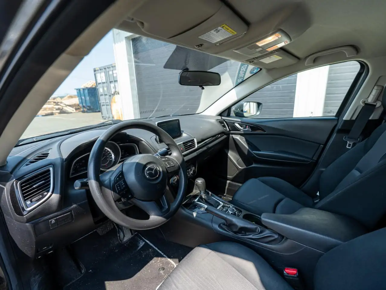 Mazda 3 снимка Mazda 3
