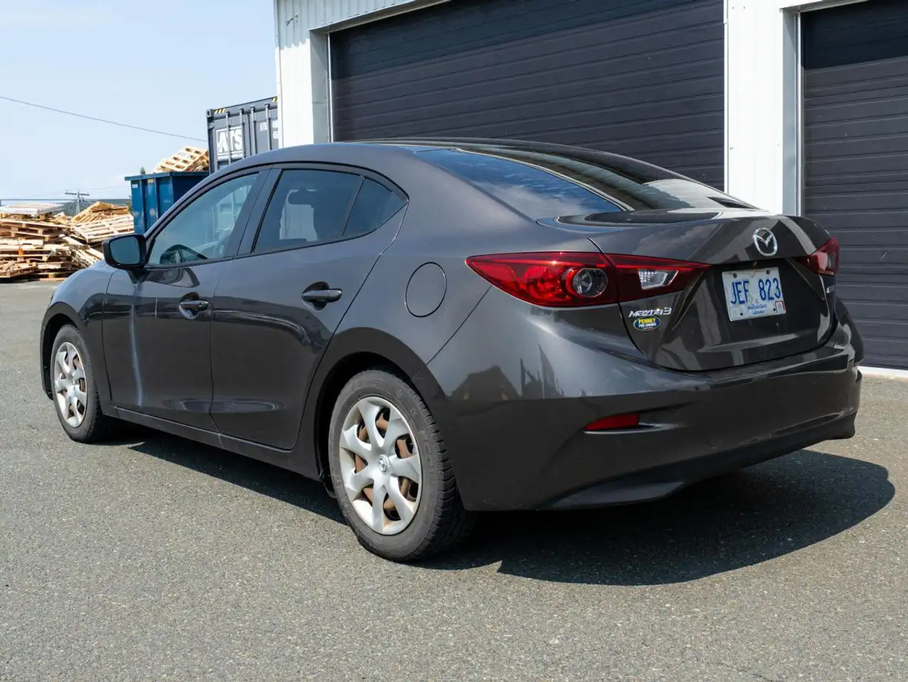 Mazda 3 снимка Mazda 3