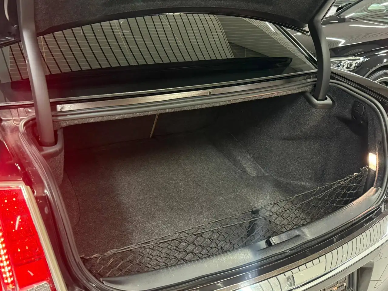 LANCIA THEMA 3.0D  V6 239 ch BVA - CAMÉRA D'AIDE AU STATIONNEMENT - TOIT OUVRANT - TOIT PANORAMIQUE