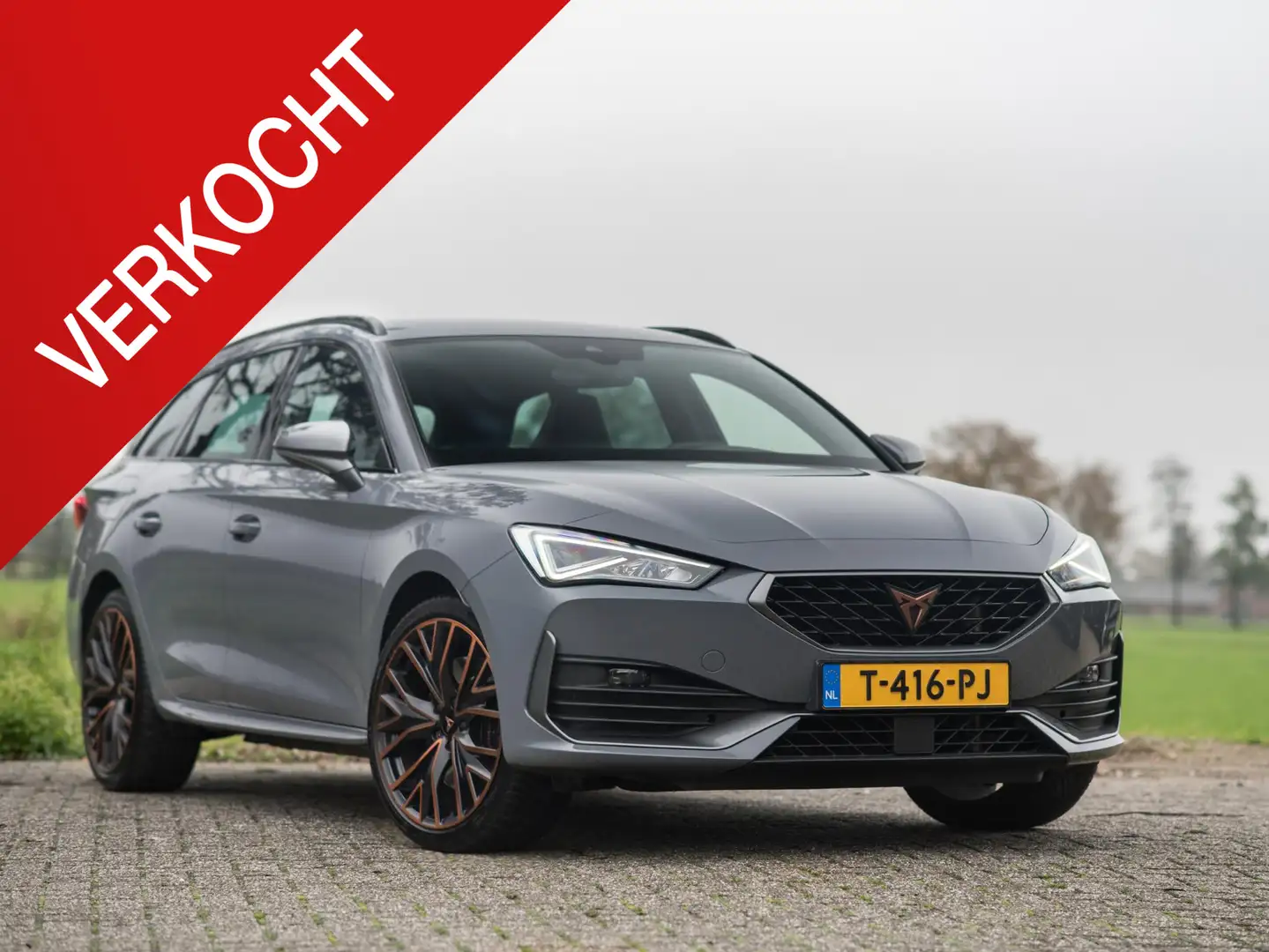 CUPRA Leon Sportstourer 1.4 e-Hybrid VZ Business ACC Keyless Grijs - 1