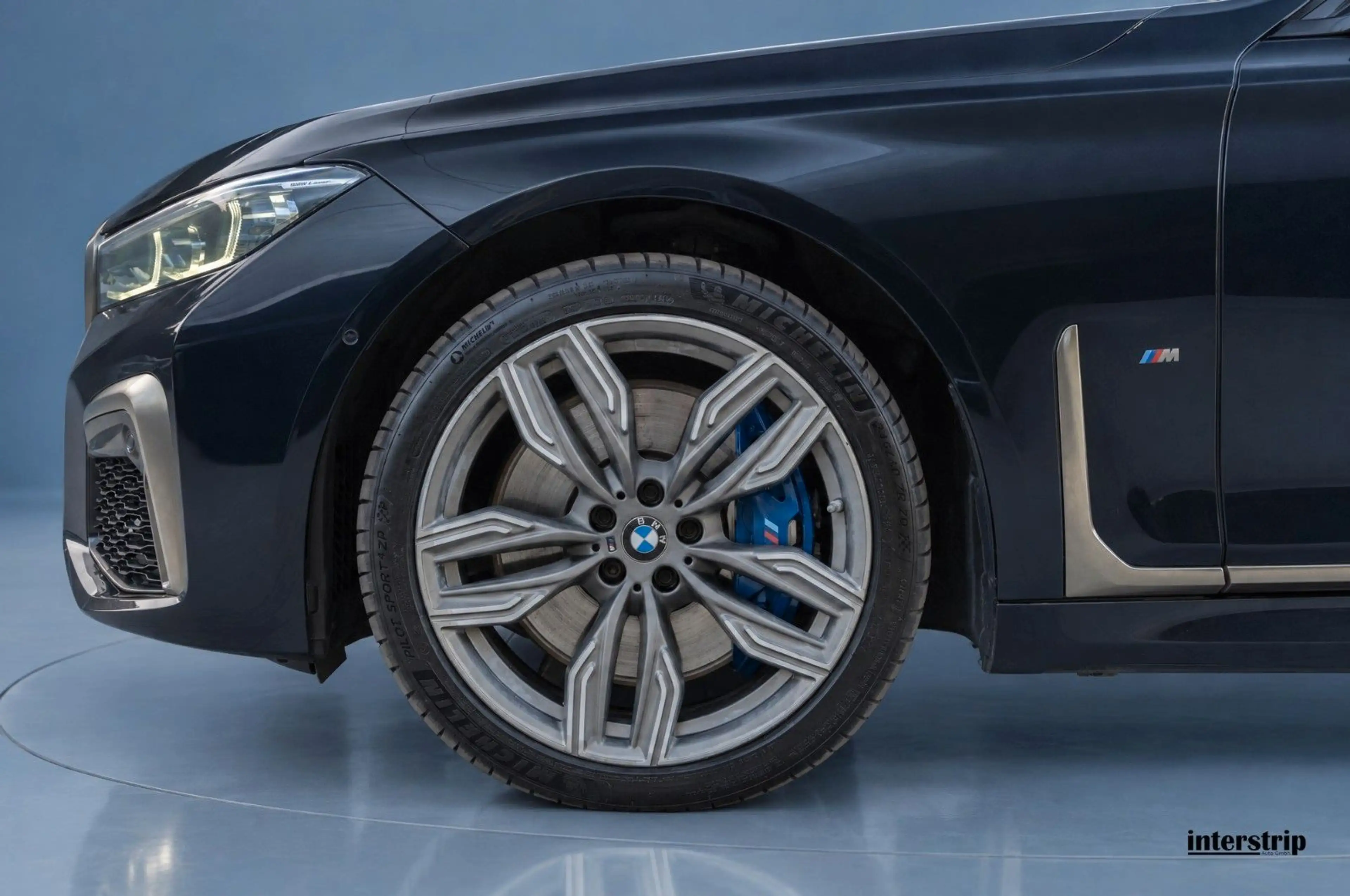 BMW 760 Li.EXDRIVE.TV.LASER.FOND.MASSAGE.B&W.VOLL — photo 10