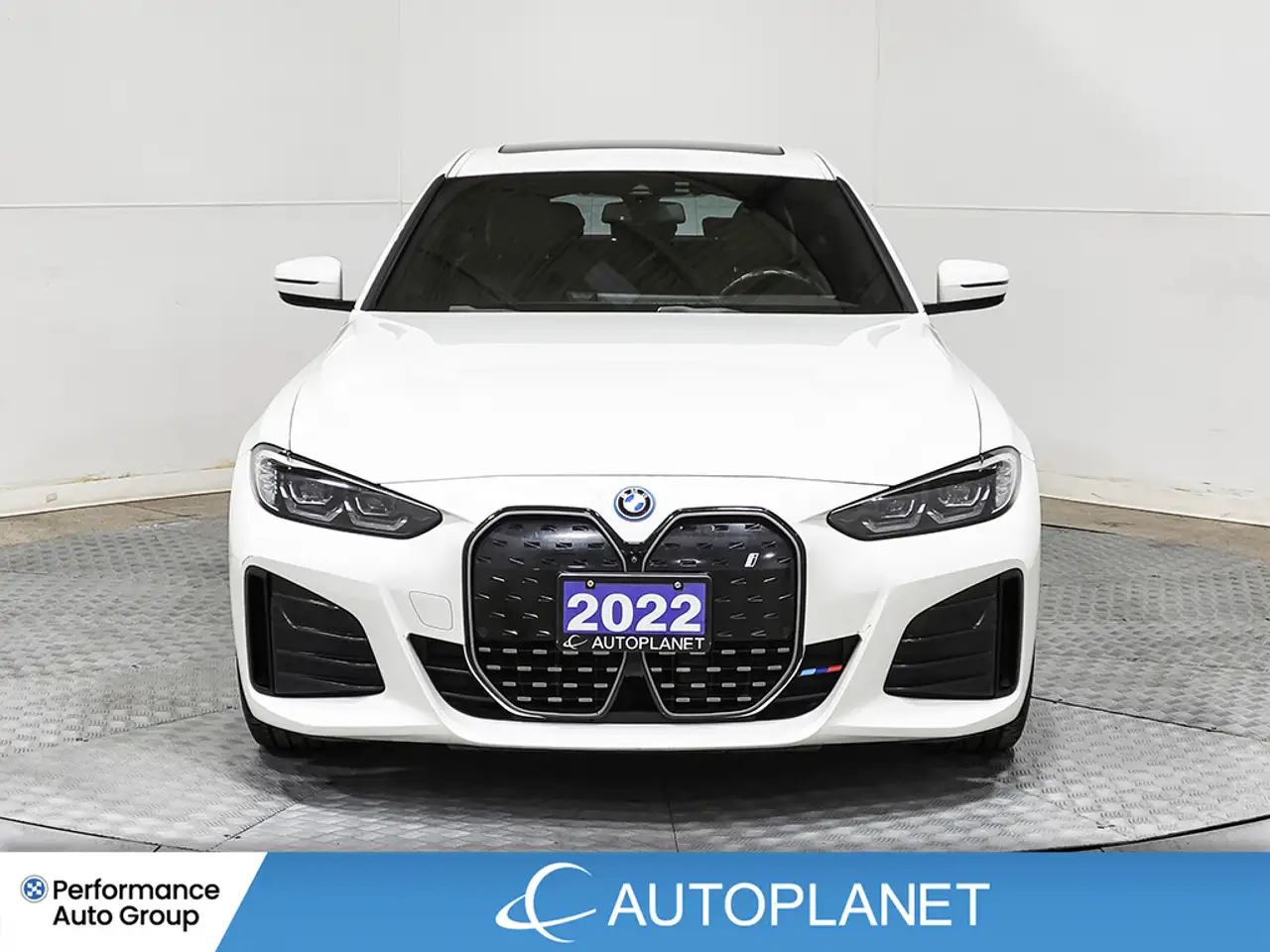 BMW i4 снимка BMW i4