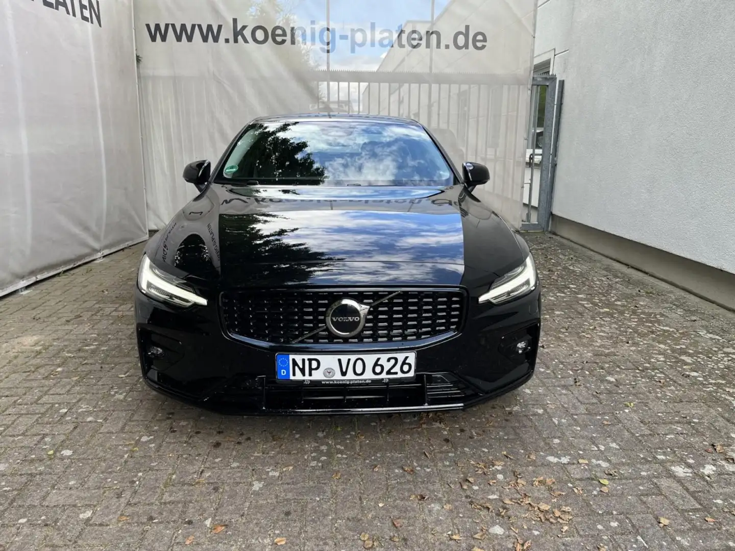 Volvo S60 B4 Benzin Plus Dark Klima Leder Rückfahrkamera Fekete - 2