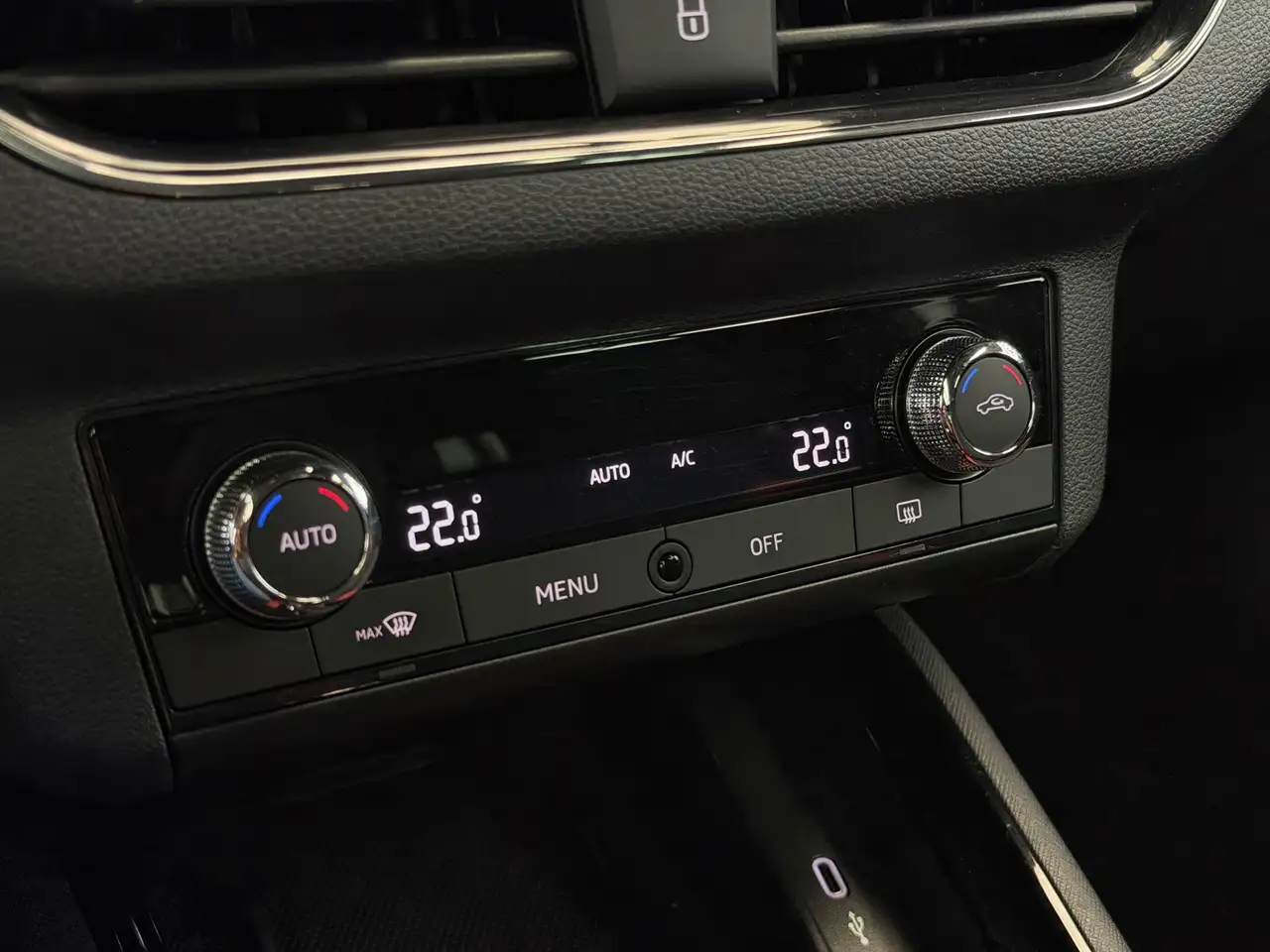 Skoda Kamiq 1.5 TSI Monte Carlo Pano CarPlay Camera, миниатюра 19