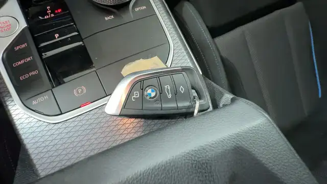 BMW 4 Series view 17
