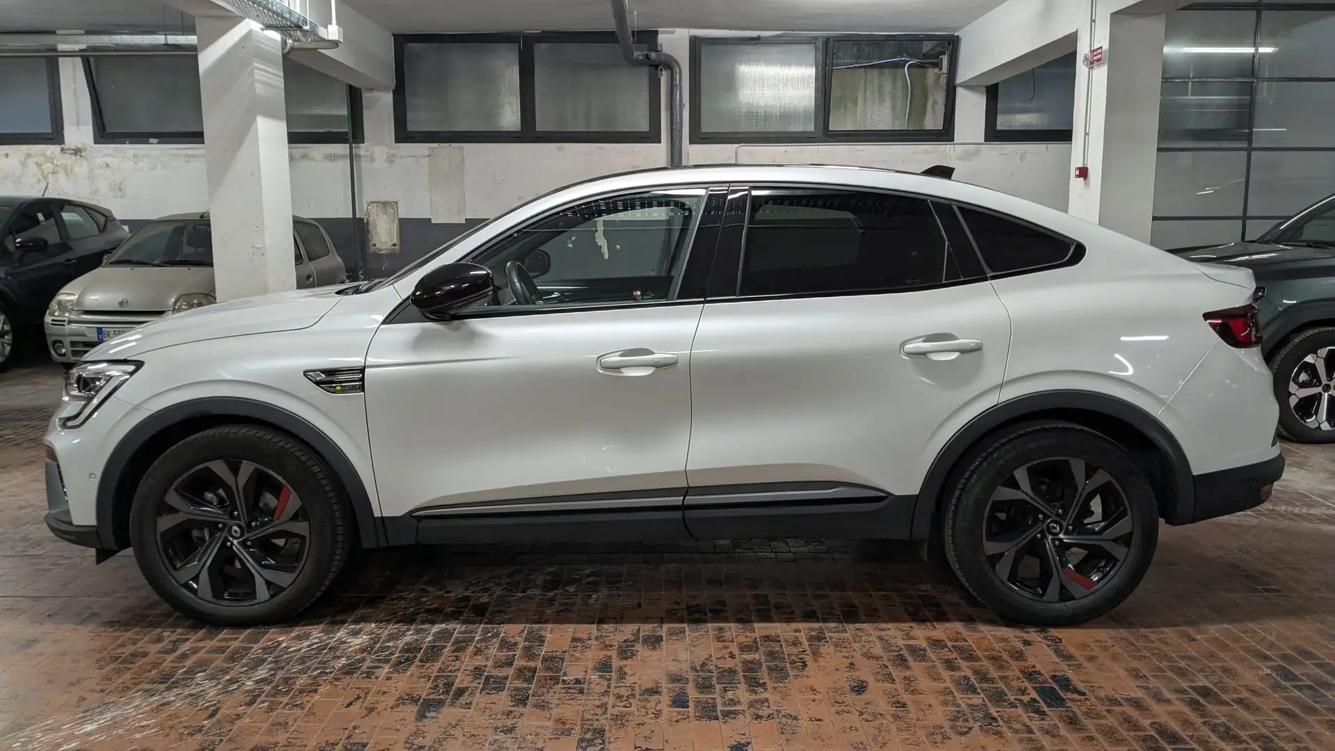 Renault Arkana Arkana Hybrid E-Tech 145 CV R.S.Line Fast Track Wit - 2