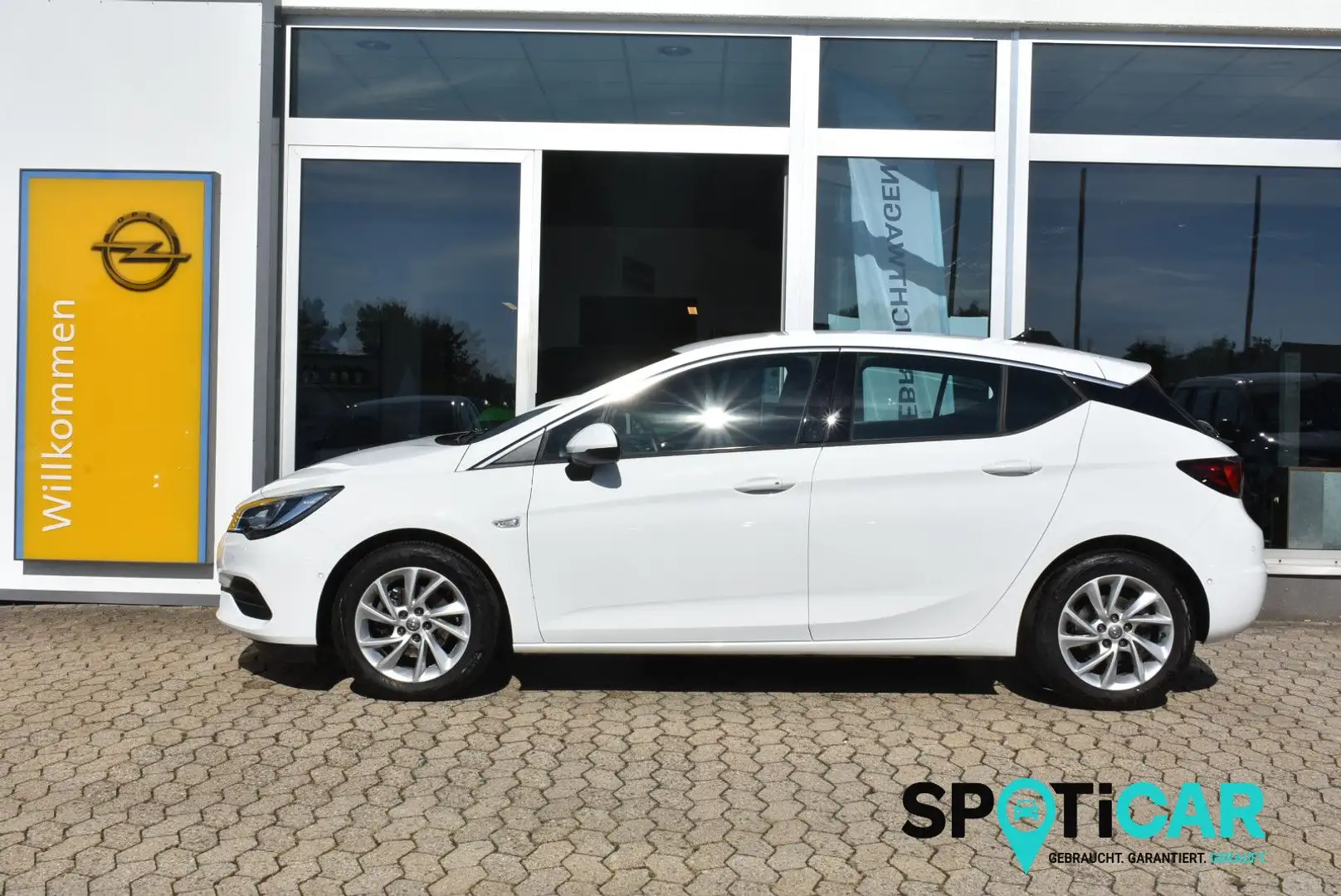 Opel Astra K Lim. Business Elegance *Matrix-LED*Navi* Weiß - 1