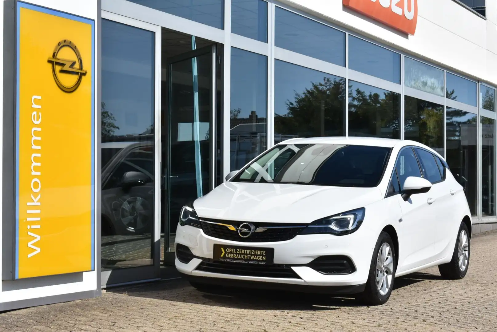 Opel Astra K Lim. Business Elegance *Matrix-LED*Navi* Weiß - 2