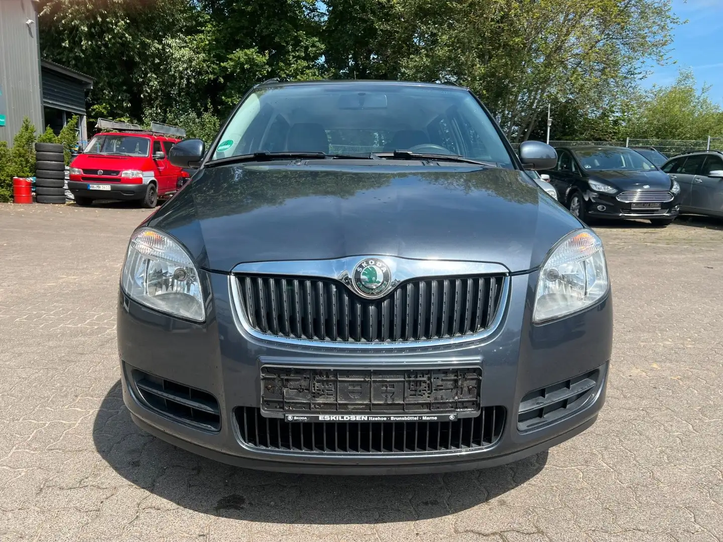 Skoda Fabia Combi Ambiente KLIMA°TEMPOM°PDC°8xBEREIFT! Grau - 2