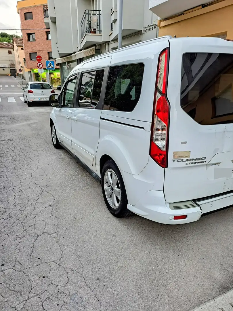Ford Grand Tourneo 7 - 1