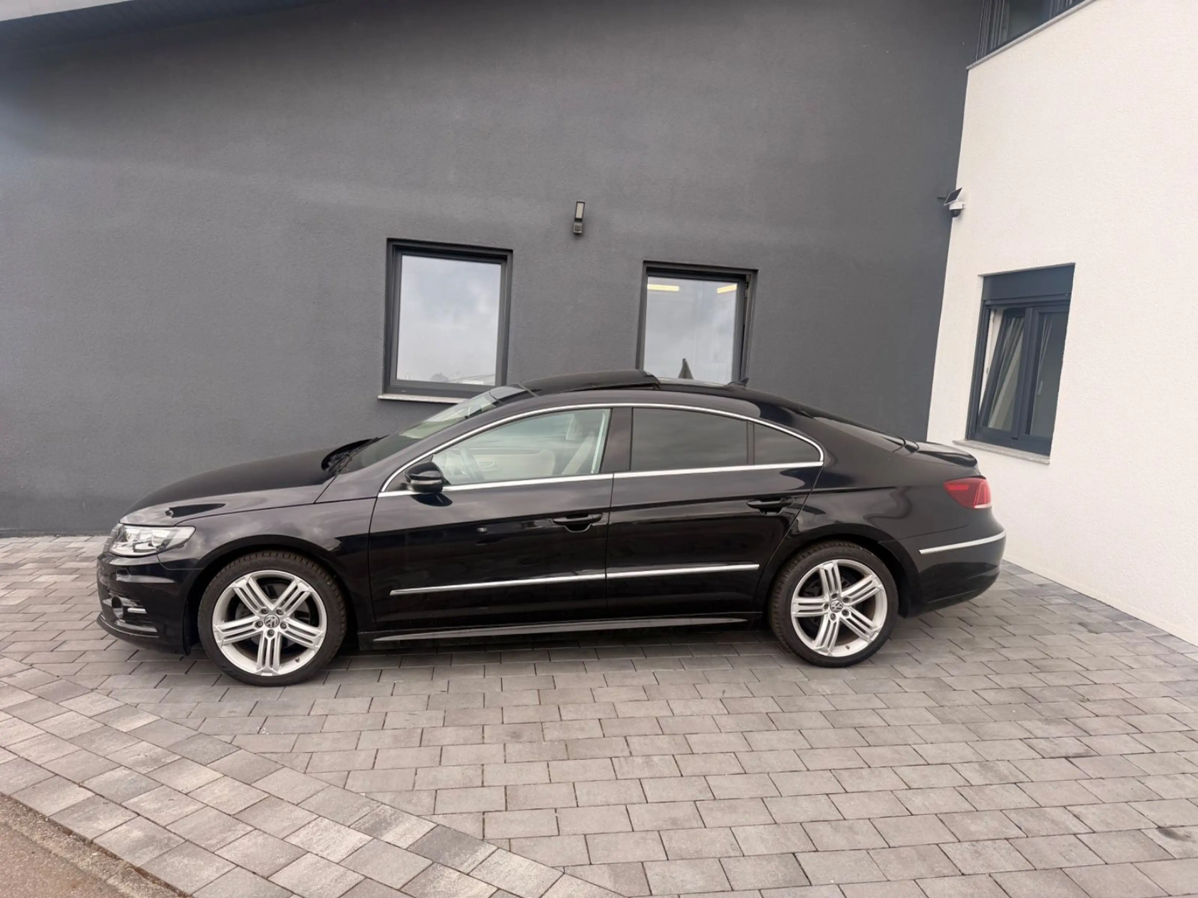 Volkswagen CC 2.0 TDI R-line Automatik BMT — photo 5