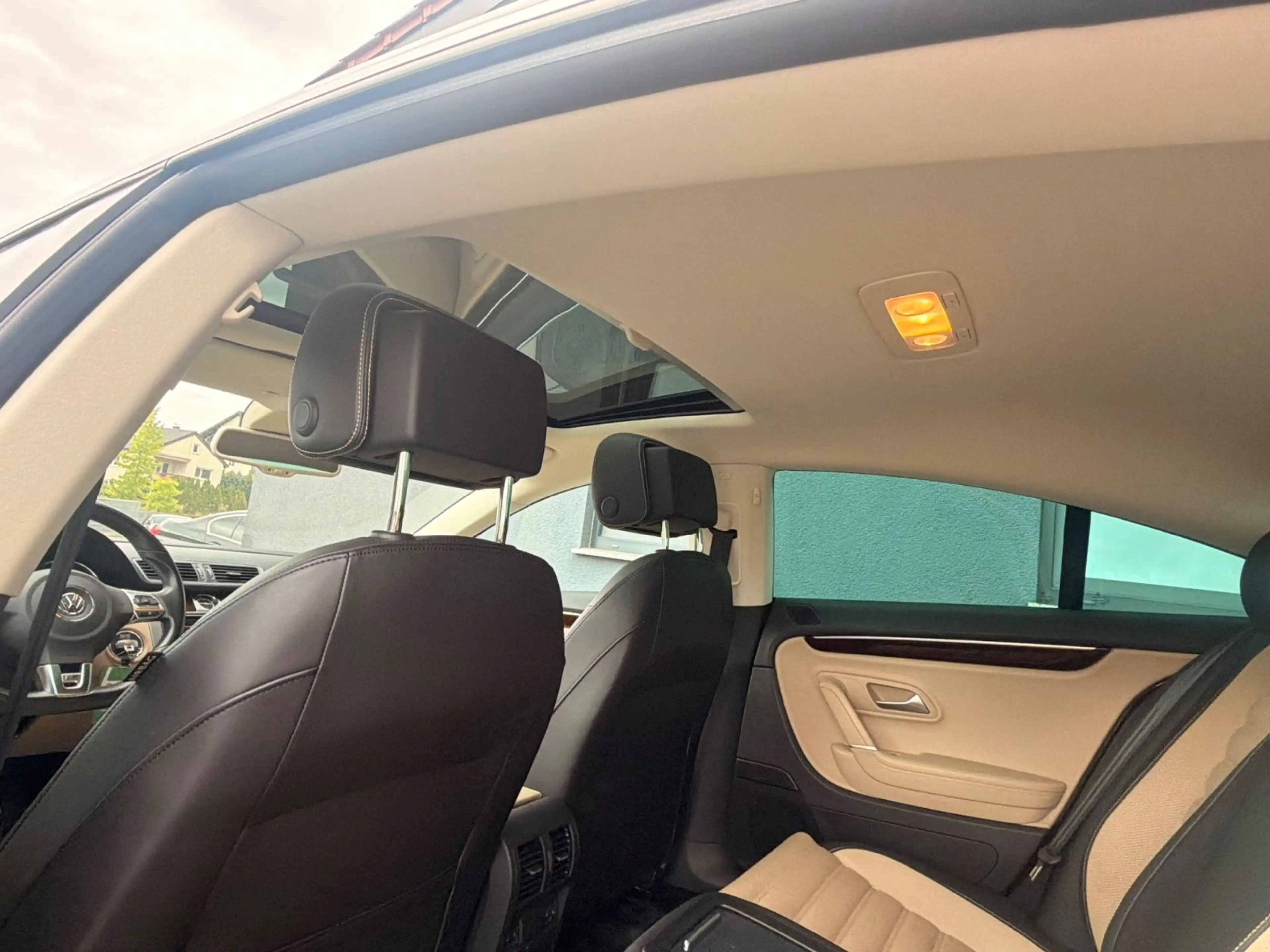 Volkswagen CC 2.0 TDI R-line Automatik BMT — photo 13