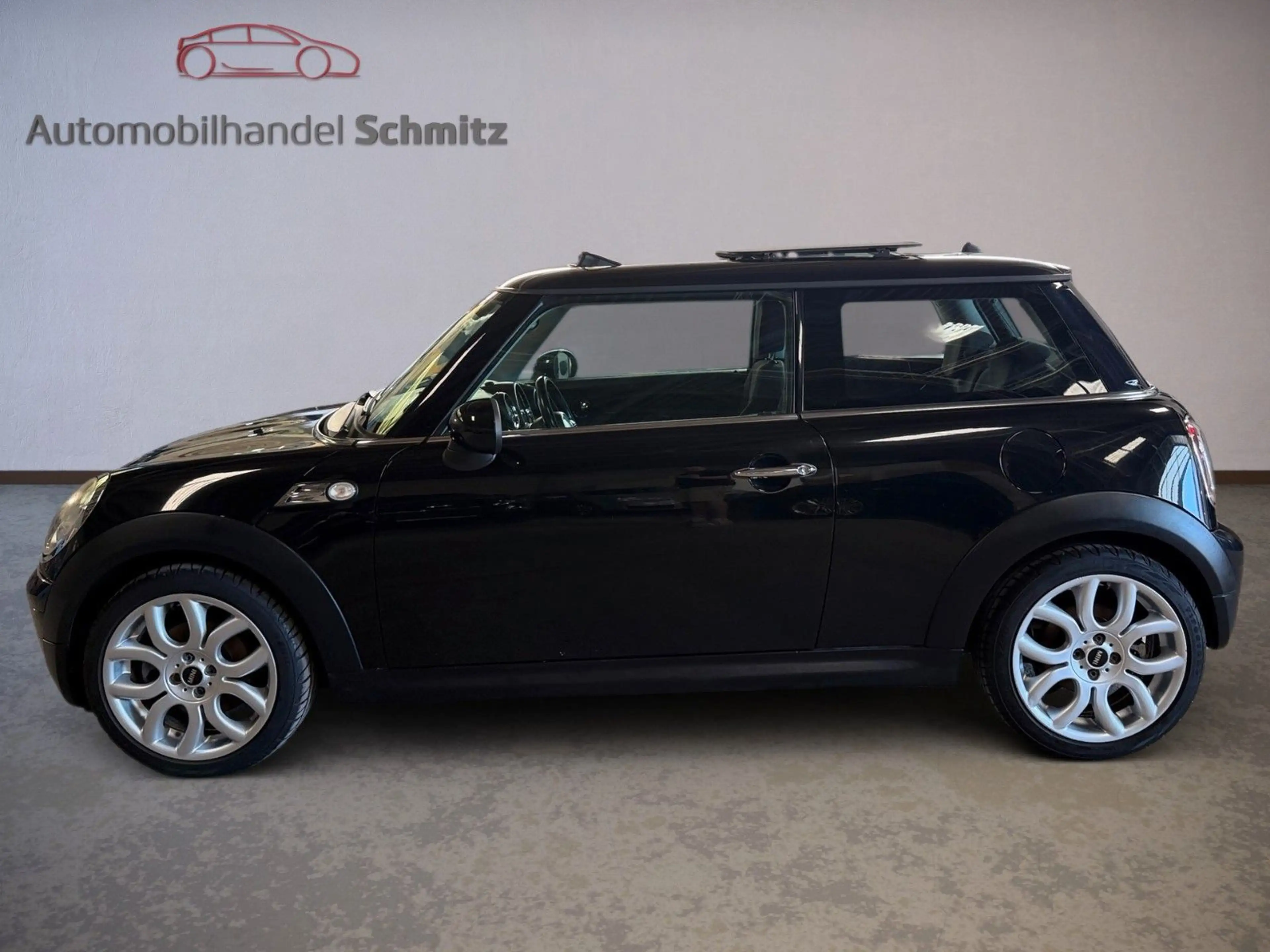 MINI One 95PS Pano PDC Sitzheizung TÜV Inspektion NEU — photo 7