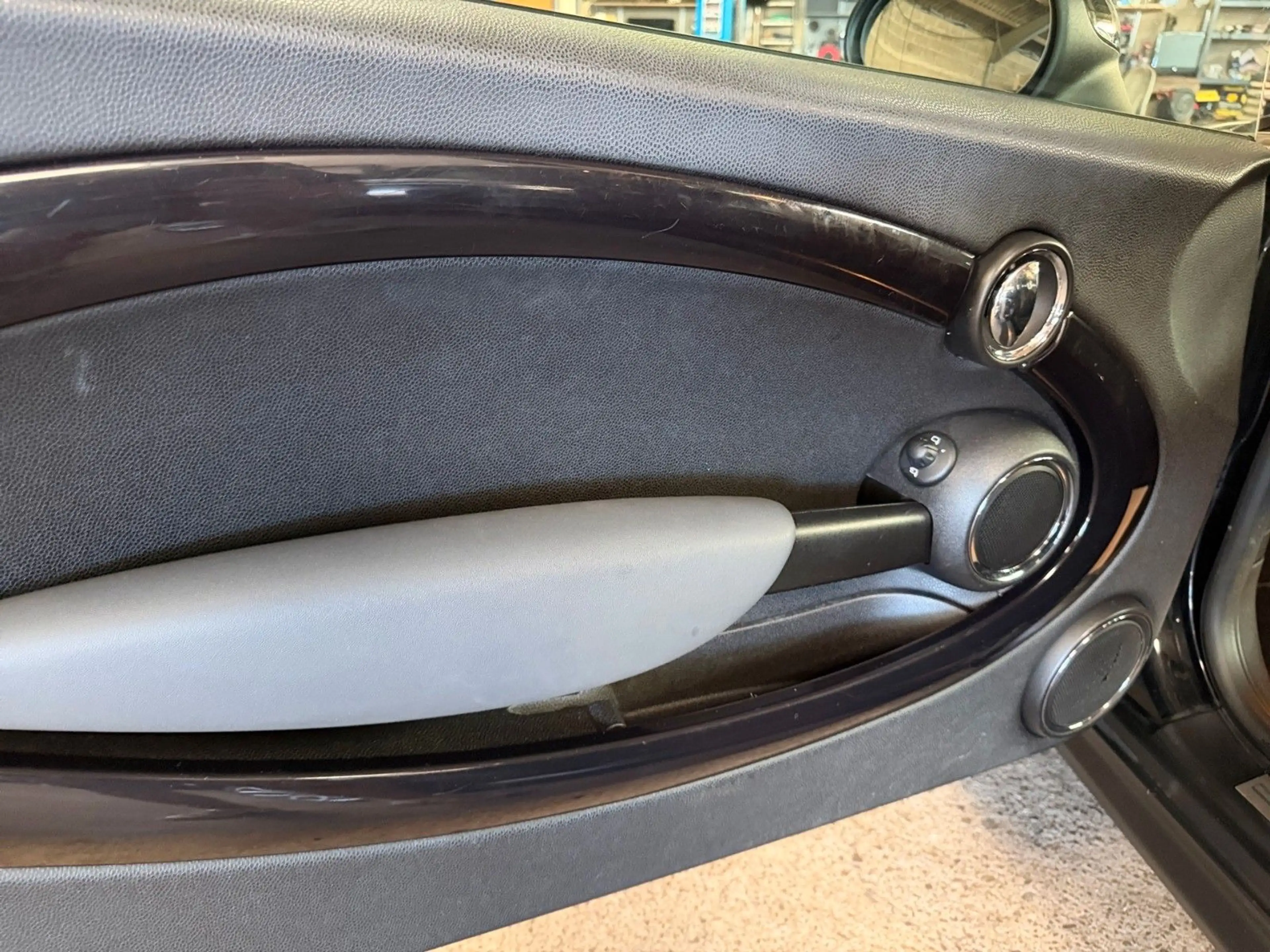 MINI One 95PS Pano PDC Sitzheizung TÜV Inspektion NEU — photo 12