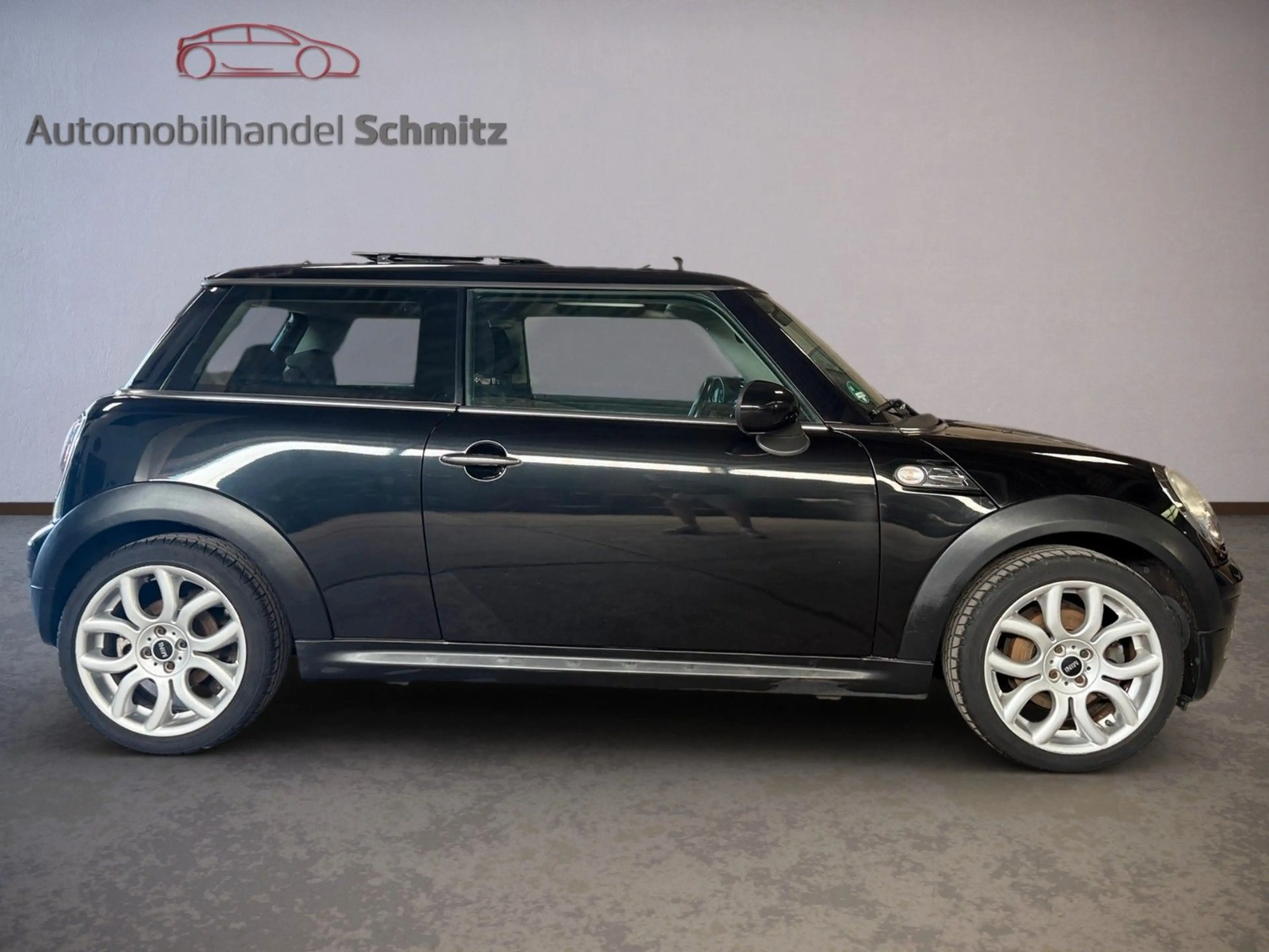 MINI One 95PS Pano PDC Sitzheizung TÜV Inspektion NEU — photo 4