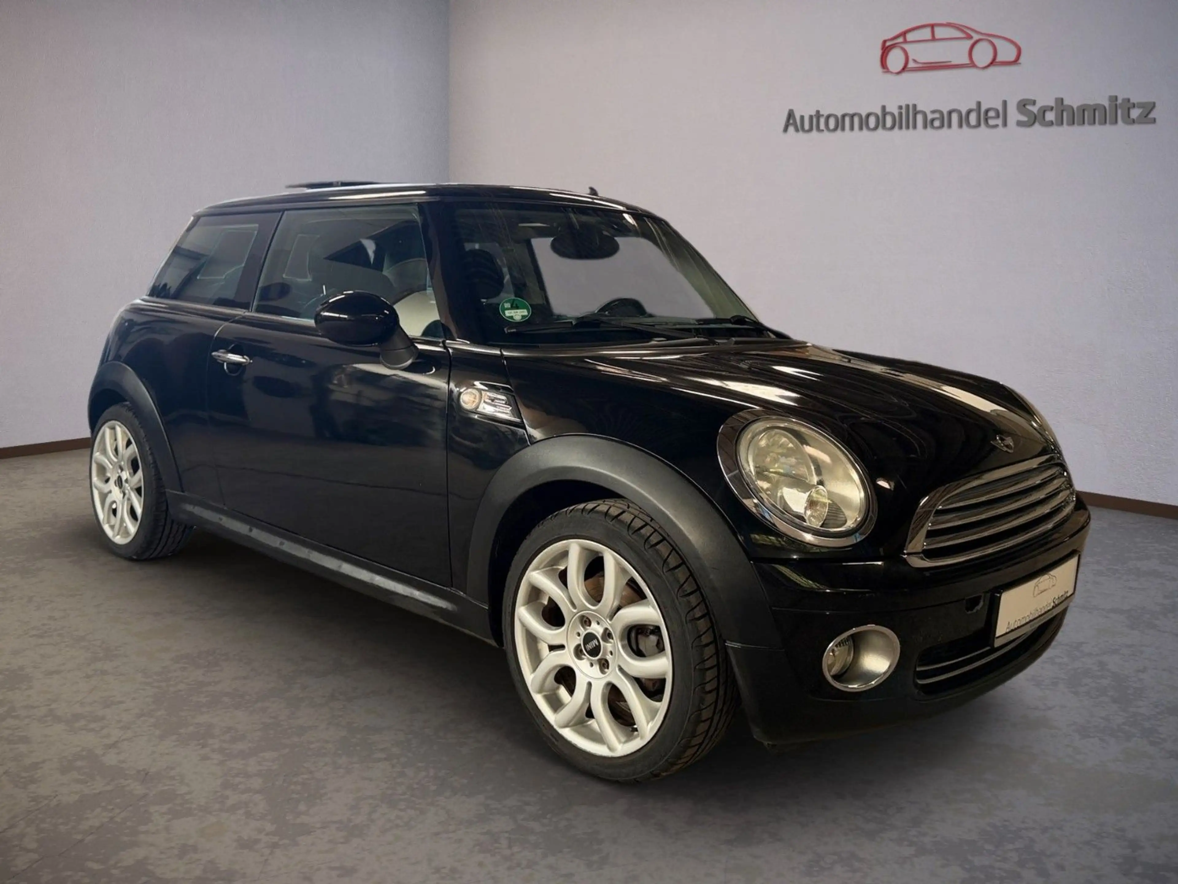 MINI One 95PS Pano PDC Sitzheizung TÜV Inspektion NEU — photo 3