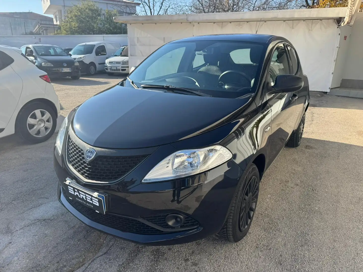 Lancia Ypsilon Ypsilon 2018 0.9 t.air ecochic metano 80cv my16 Schwarz - 1