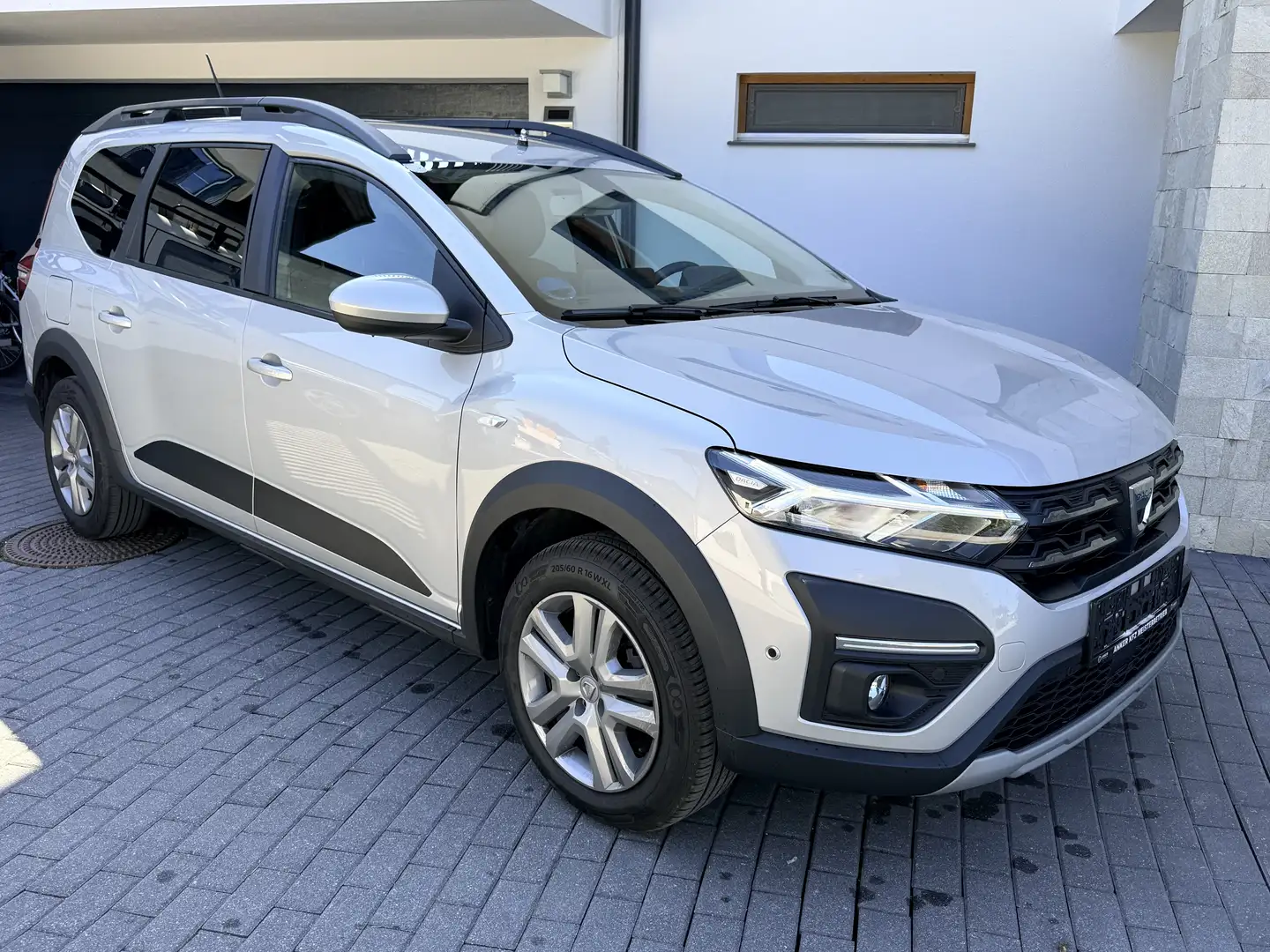 Dacia Jogger Comfort   7 sitzer    "" Ehemaliges TAXI  Auto "" Grau - 2