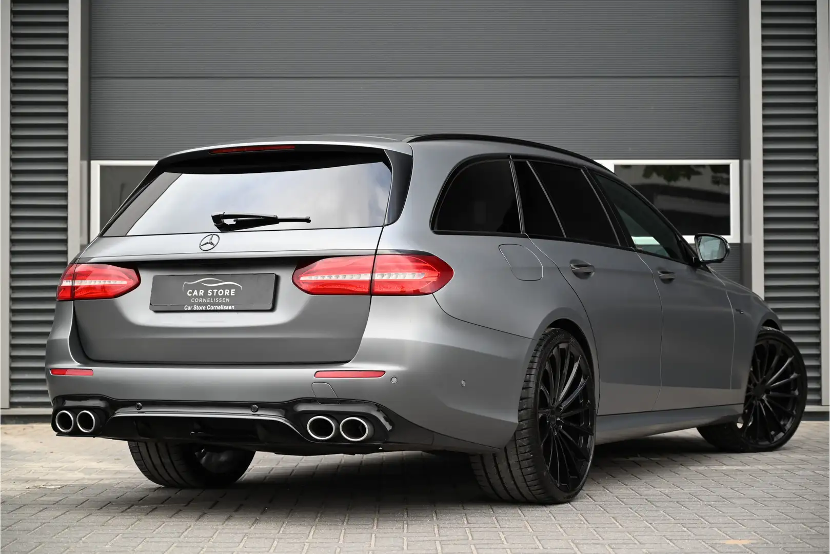 Mercedes-Benz E 53 AMG Estate 4MATIC / NIGHT / SCHUIFDAK / BURMESTER / LE Grijs - 2