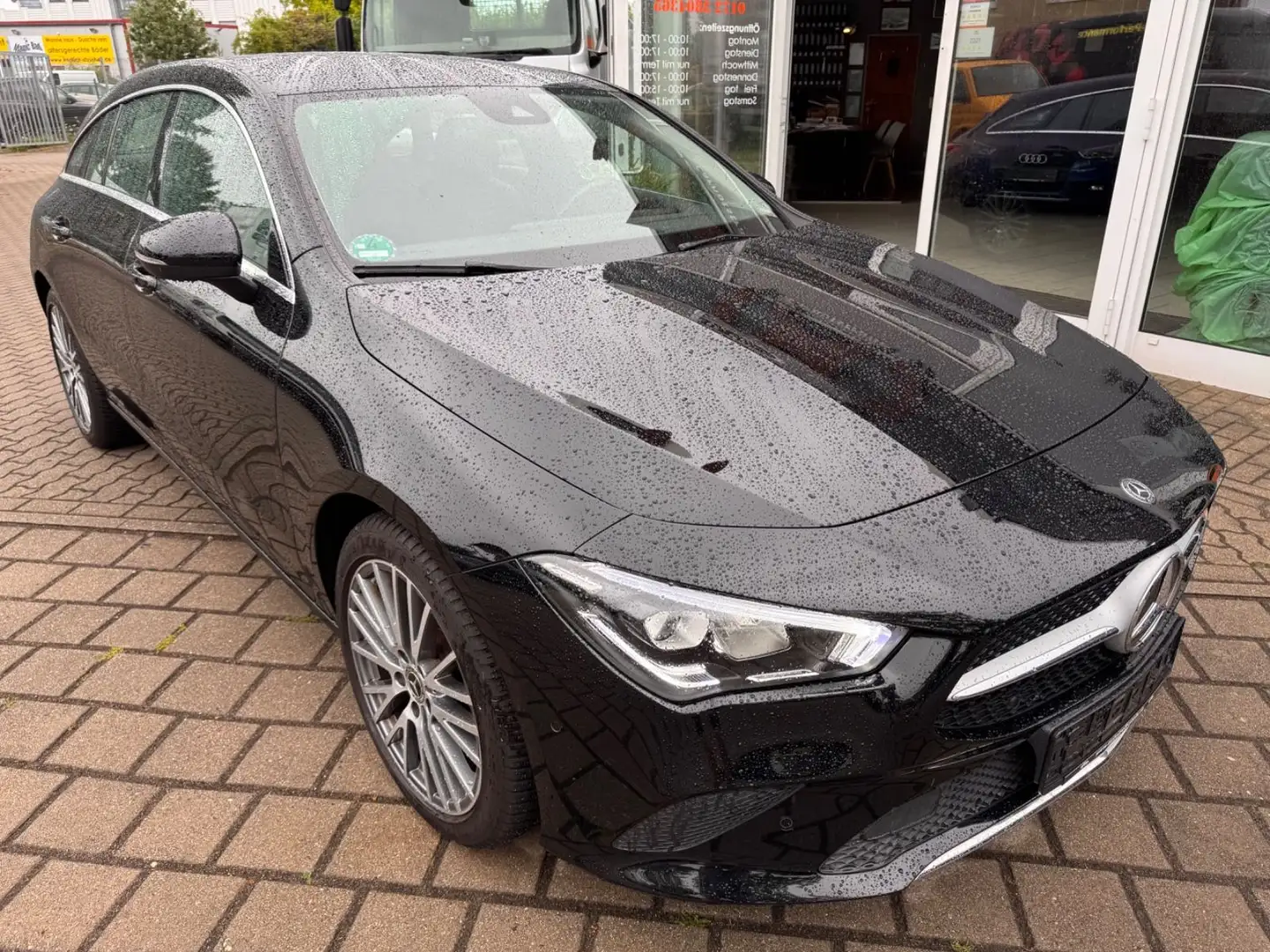 Mercedes-Benz CLA 200 CLA -Klasse Shooting Brake CLA 200 d Schwarz - 2