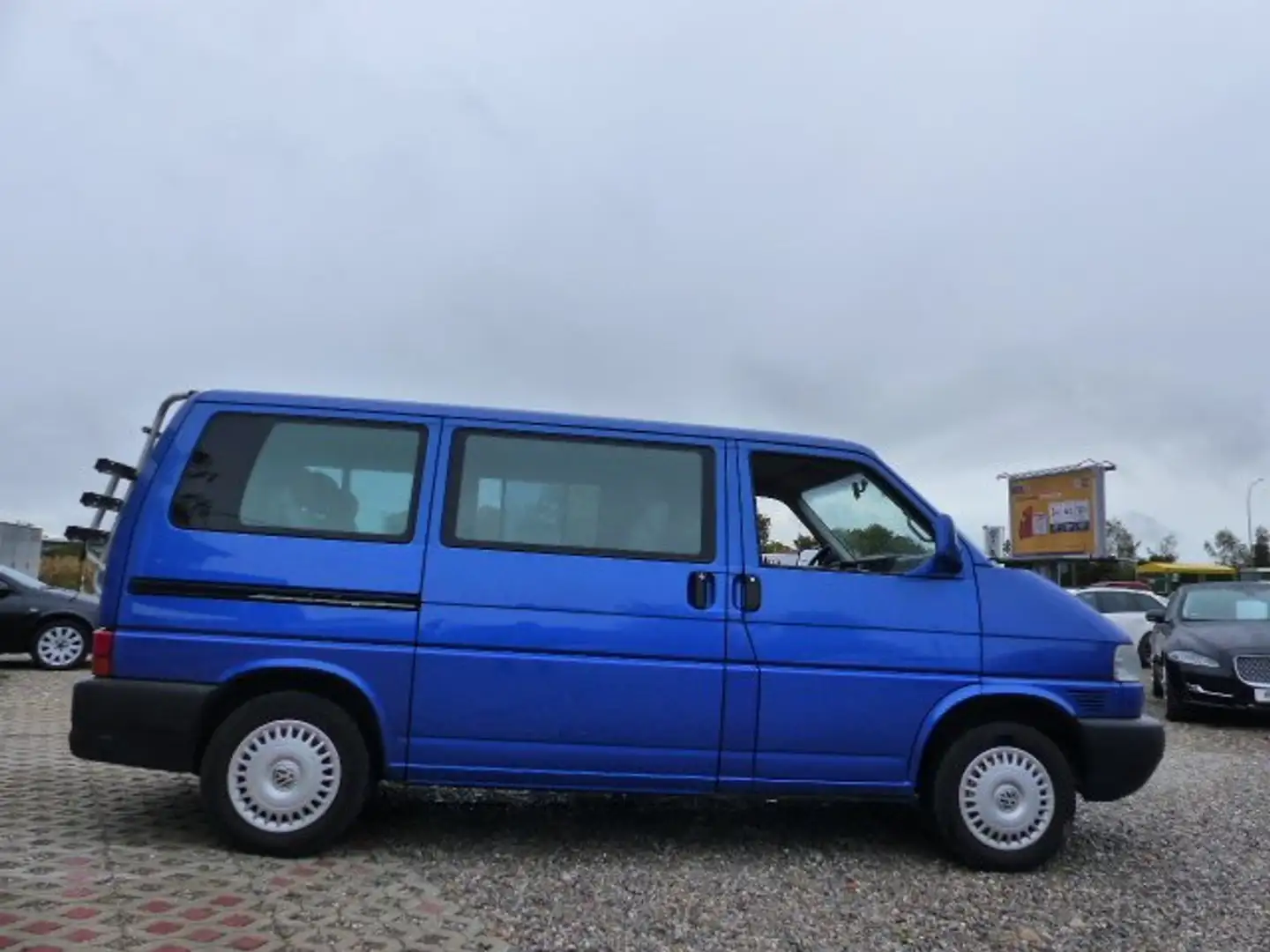 Volkswagen T4 Multivan 2.5 Benzin / LPG Klimaauto Bett 7 Sitzer Tisch DAB Blau - 2