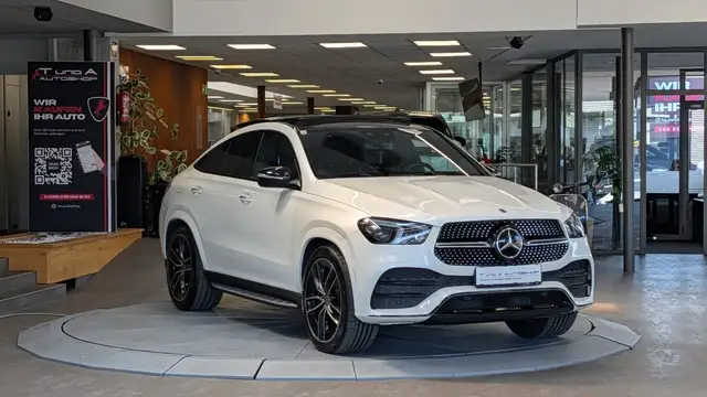 Mercedes-Benz GLE view 3