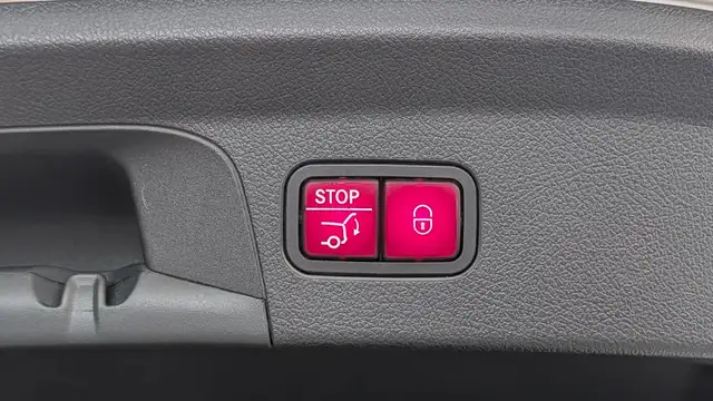 Mercedes-Benz GLE view 10