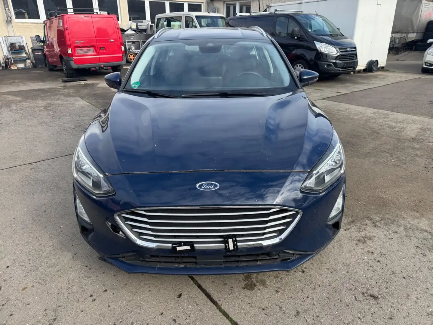 Ford Focus 1.5 Diesel Turnier Cool & Connect KAMERA Bleu - 2