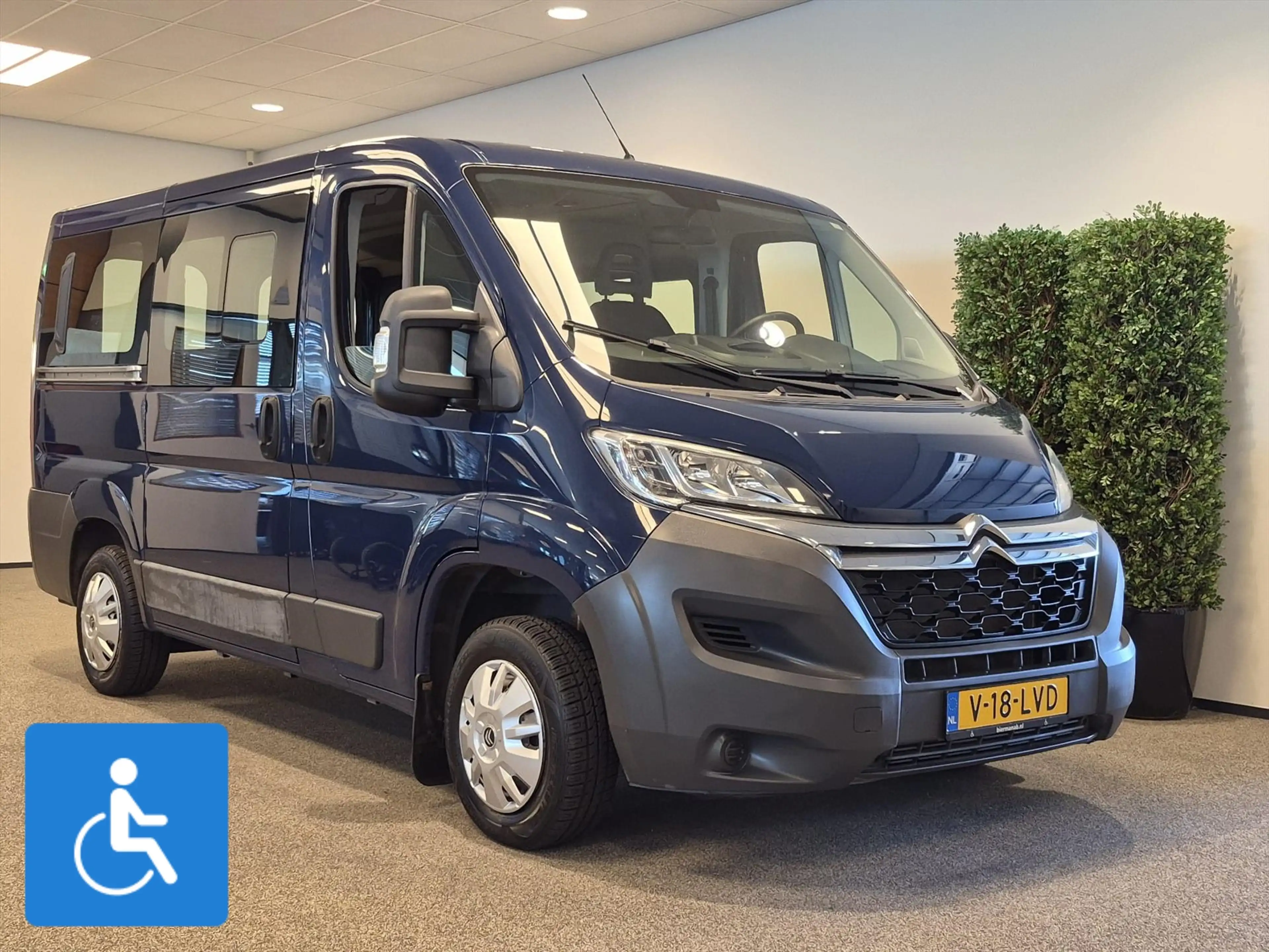 Citroen Jumper L1H1 Rolstoelbus - Rolstoel voorin