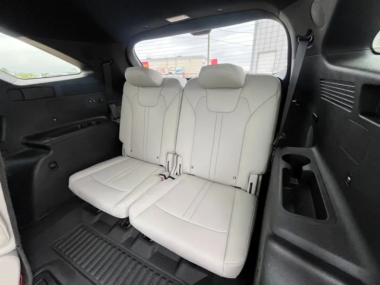 Kia Sorento снимка Kia Sorento