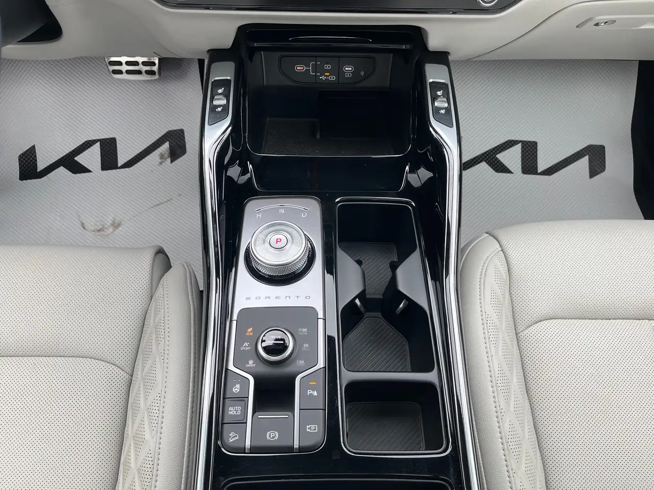 Kia Sorento снимка Kia Sorento