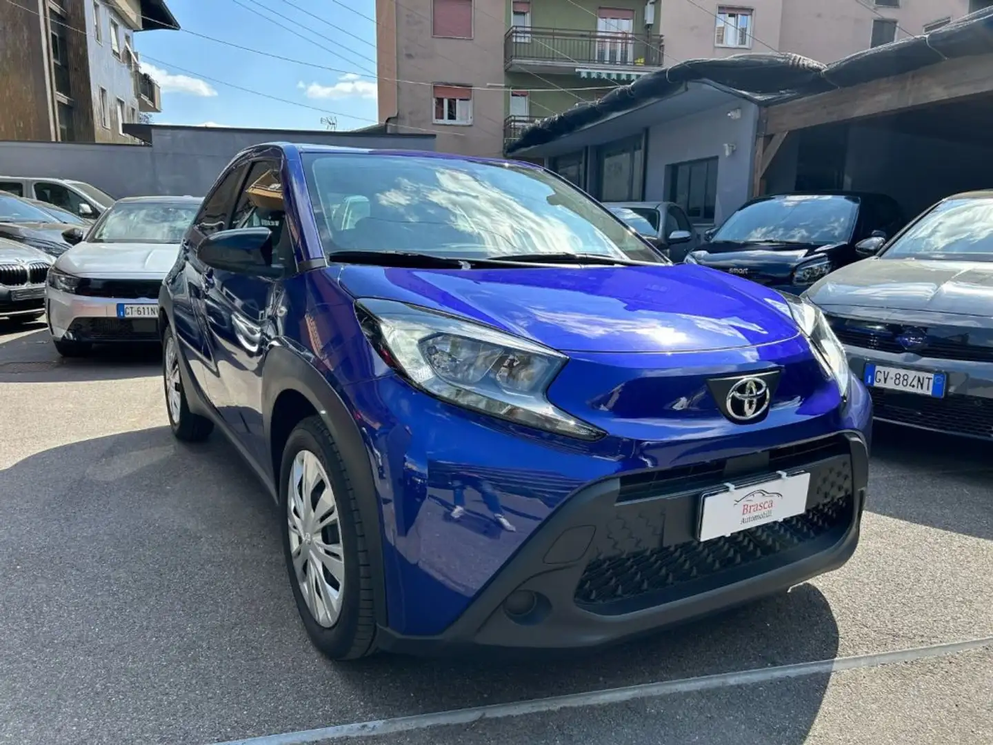 Toyota Aygo X 1.0 VVT-i 72 CV 5 porte Active *PREZZO PROMO* Blu/Azzurro - 1