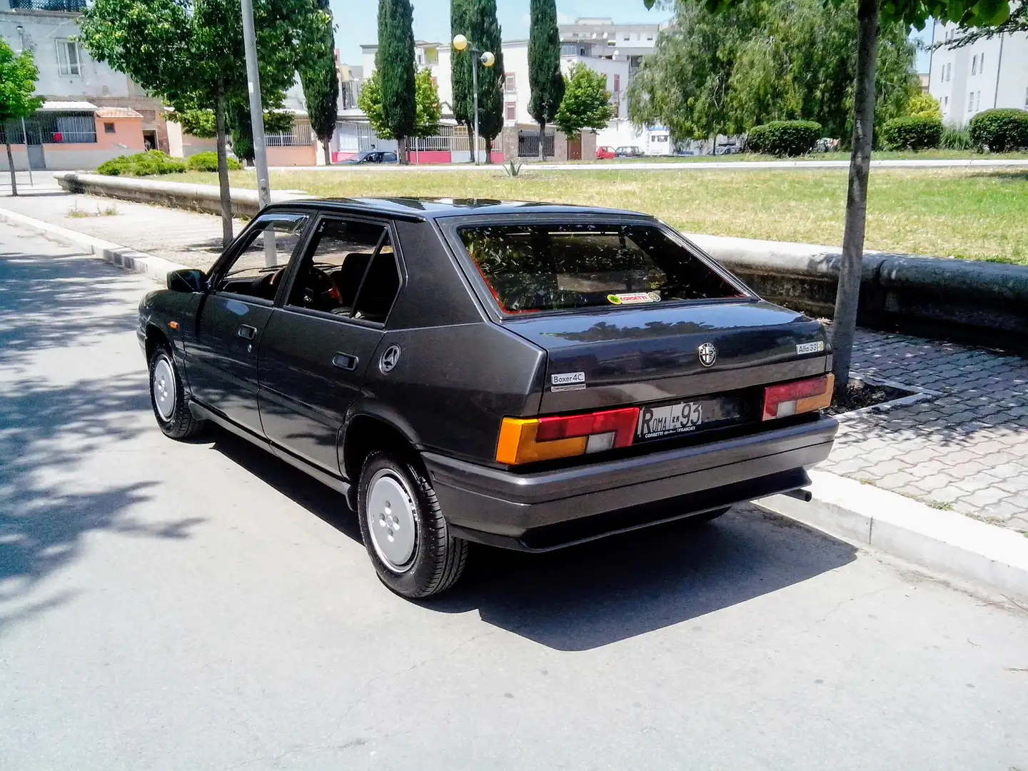 Alfa Romeo 33 Quadrifoglio Oro Сірий - 2