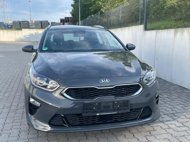 Kia Ceed SW / cee'd SW Ceed SW 1.6 CRDI CarPlay*Spur*Kamera*LED*Alu