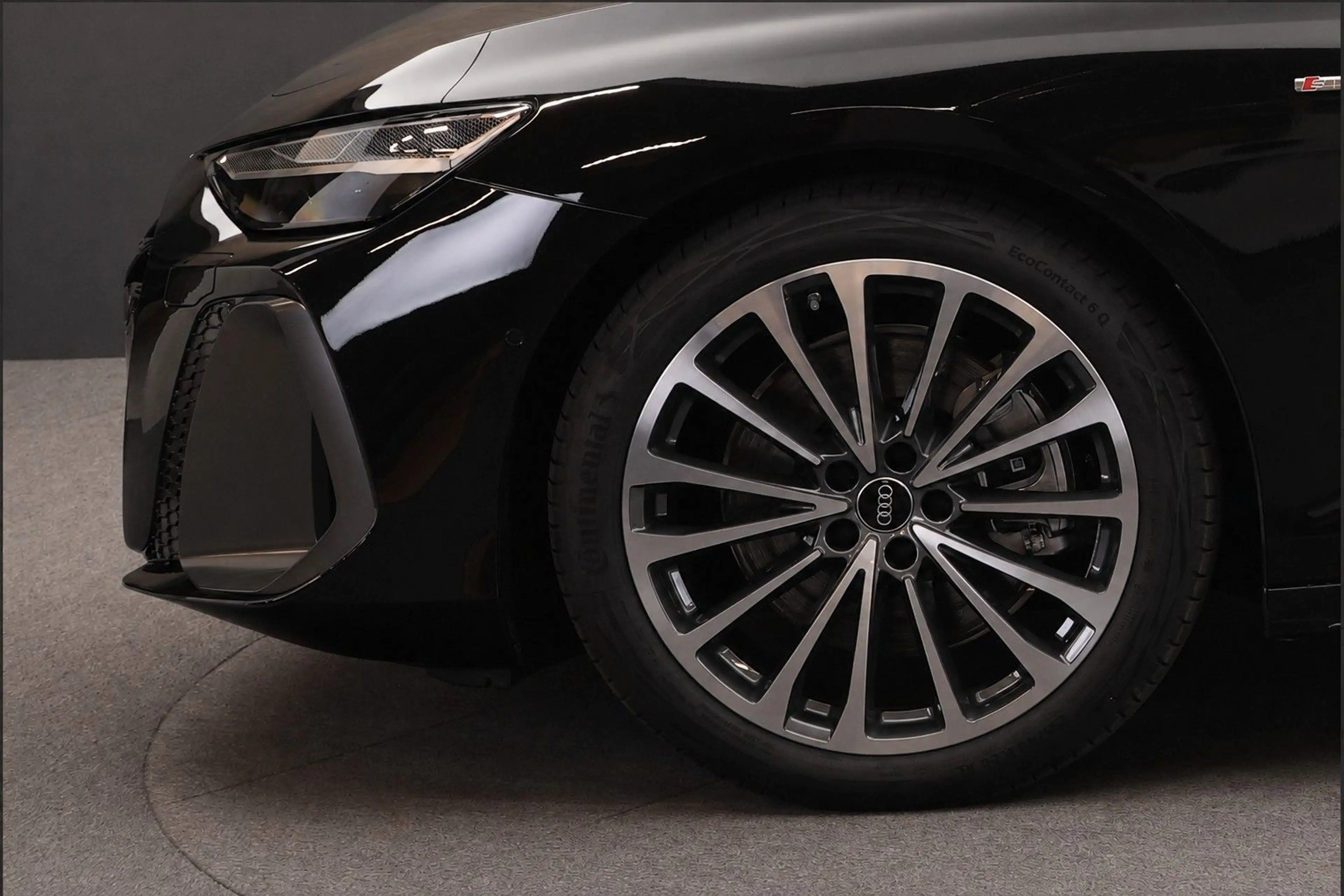 Audi A6 TDI quattro edition one / Kamera / ACC — photo 13