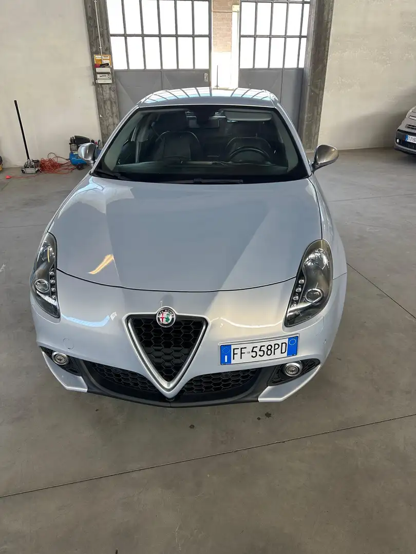 Alfa Romeo Giulietta 2.0 jtdm Exclusive 150cv E6 - 1