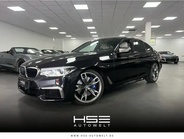 BMW M550 i xDrive Deutsch/Scheckheft/HUD/ACC/H&K/Laser