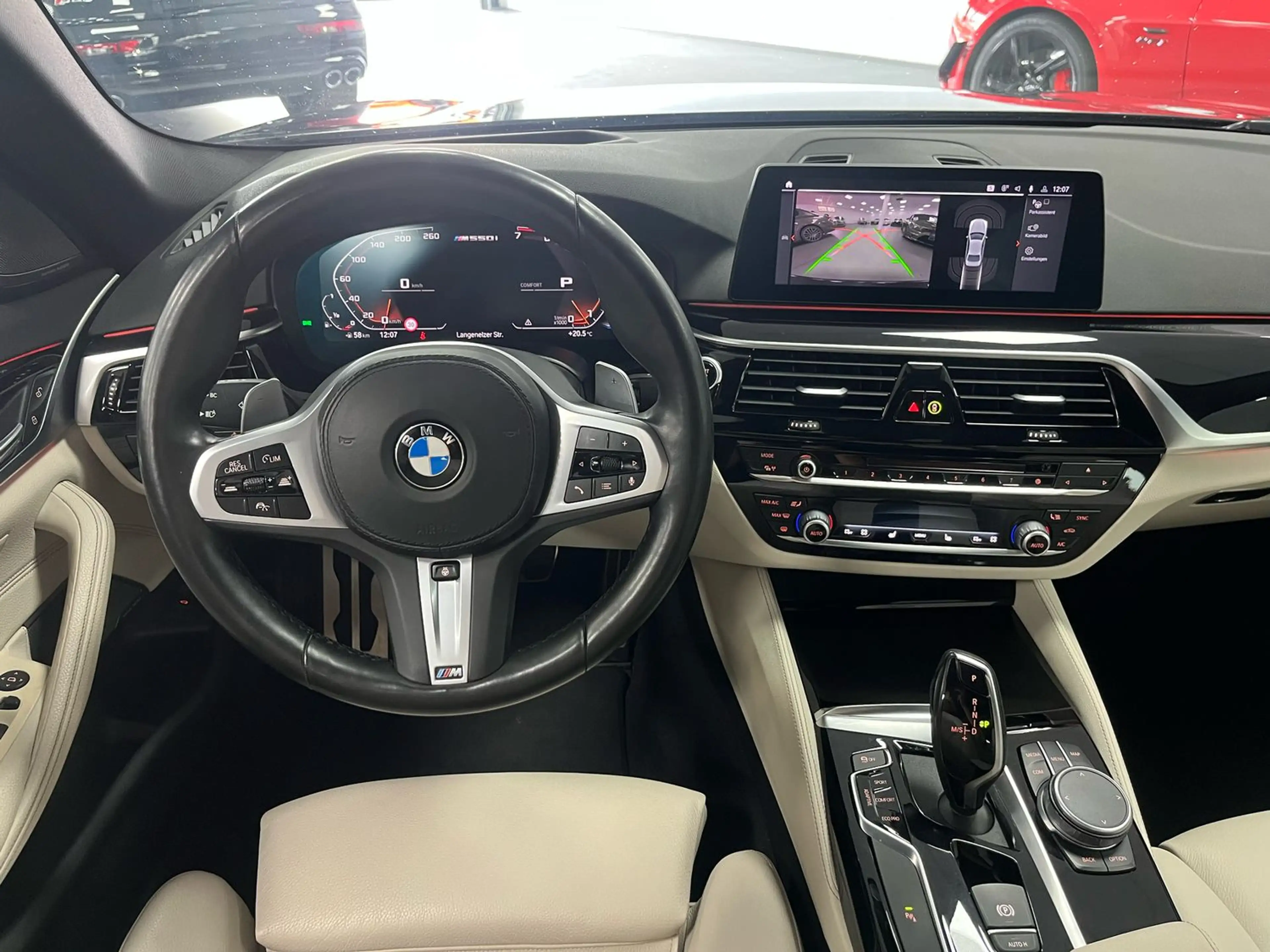 BMW M550 i xDrive Deutsch/Scheckheft/HUD/ACC/H&K/Laser — photo 14
