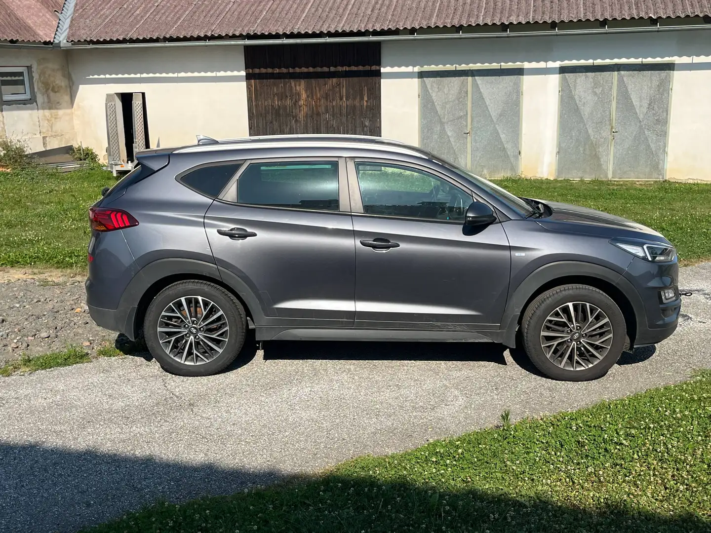 Hyundai TUCSON Tucson 1,6 CRDI 4WD Level 4 Level 4 Grau - 2