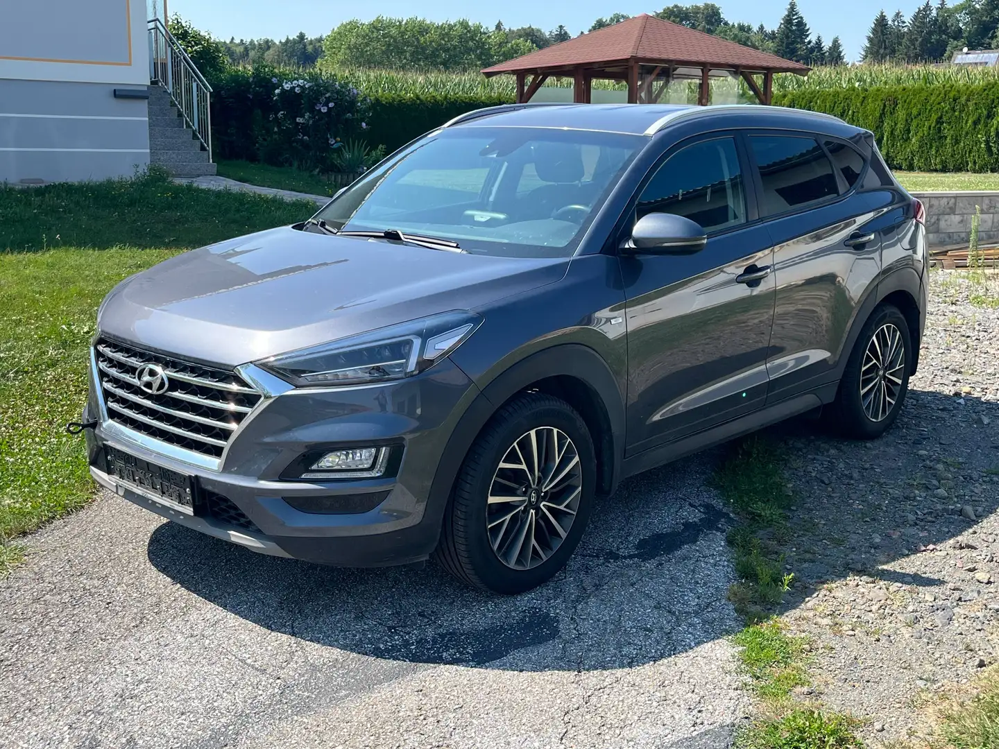 Hyundai TUCSON Tucson 1,6 CRDI 4WD Level 4 Level 4 Grau - 1