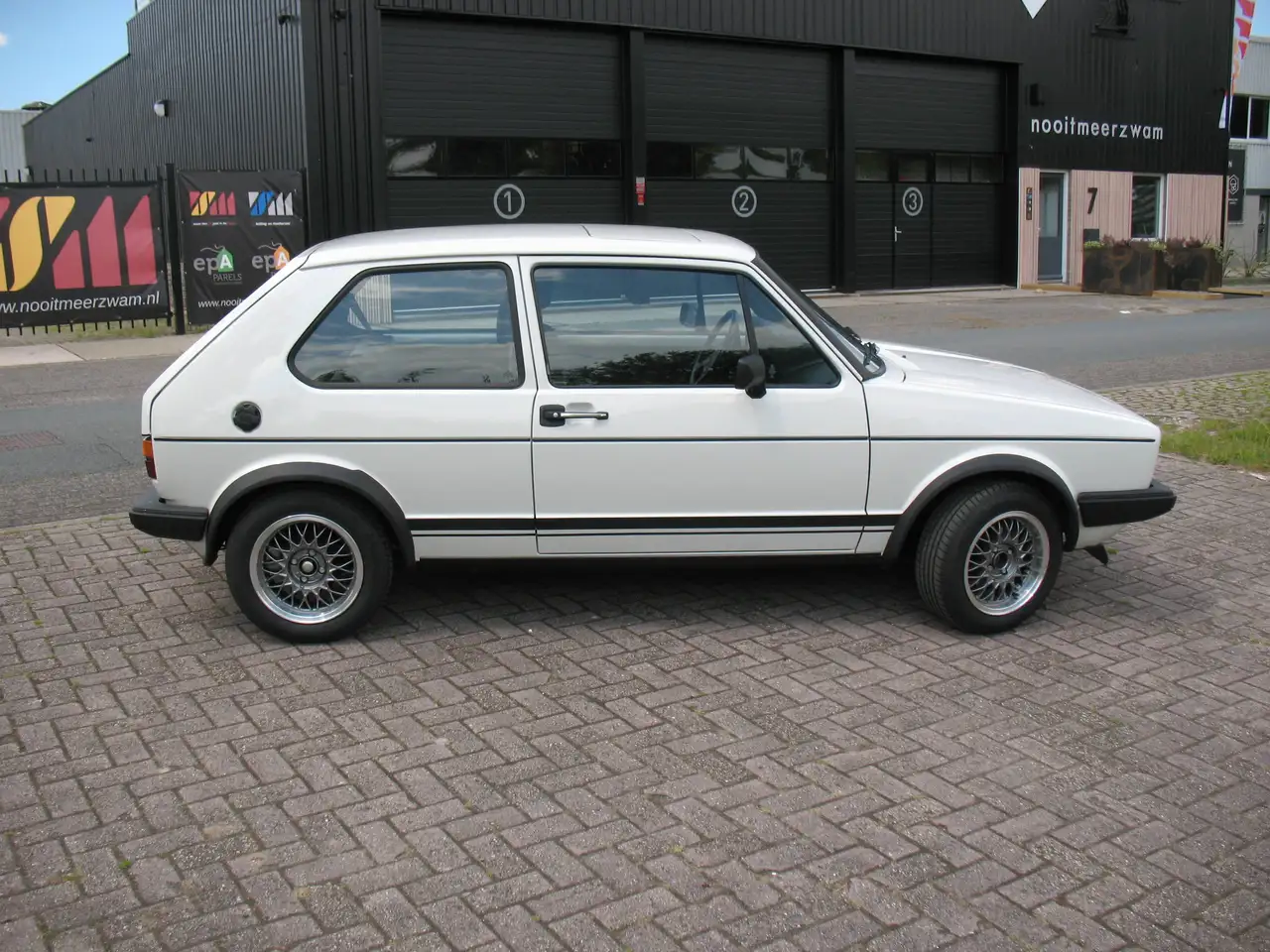 Volkswagen Golf GTI 1.8, foto 2