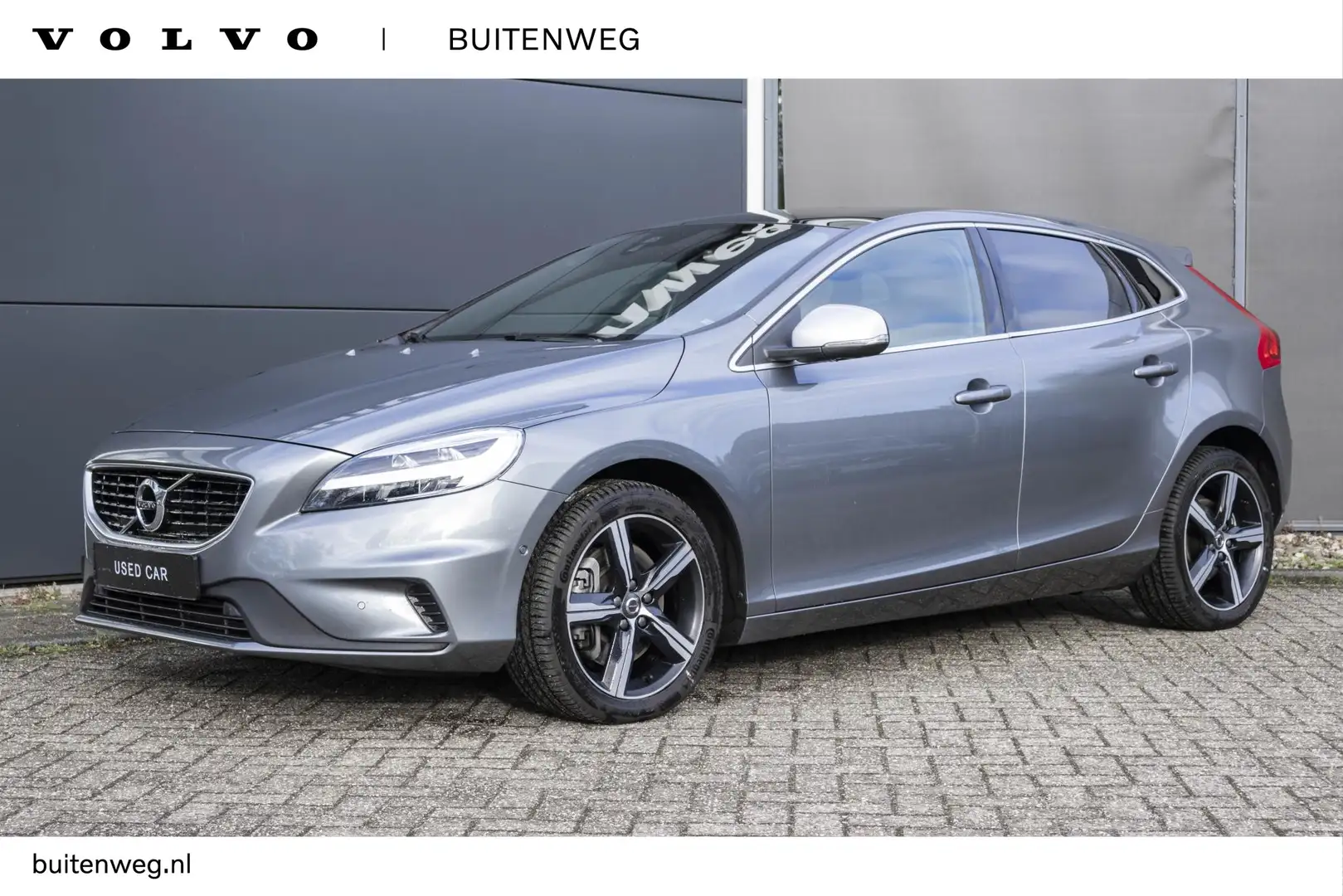 Volvo V40 T4 Automaat Business Sport | Panoramadak | Trekhaa Grey - 1