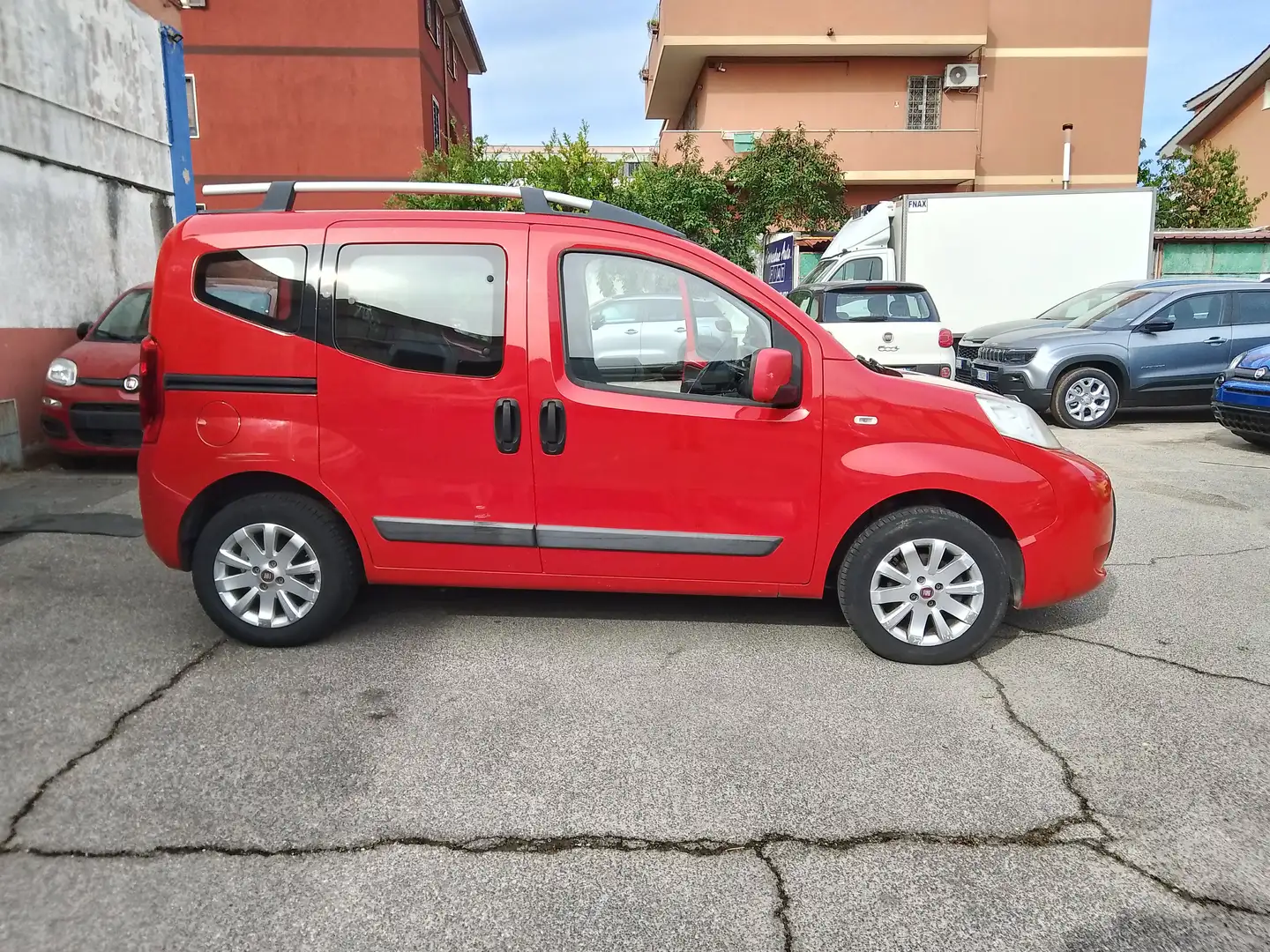 Fiat Qubo Qubo 2008 1.4 8v Active 77cv Rojo - 2