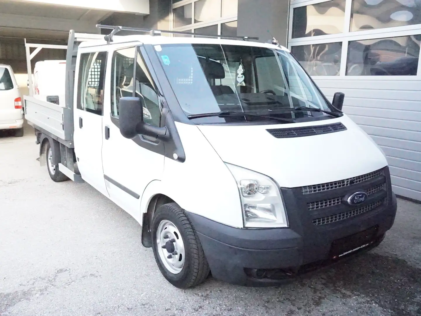 Ford Transit FT 300 M Doppelkabine Weiß - 1