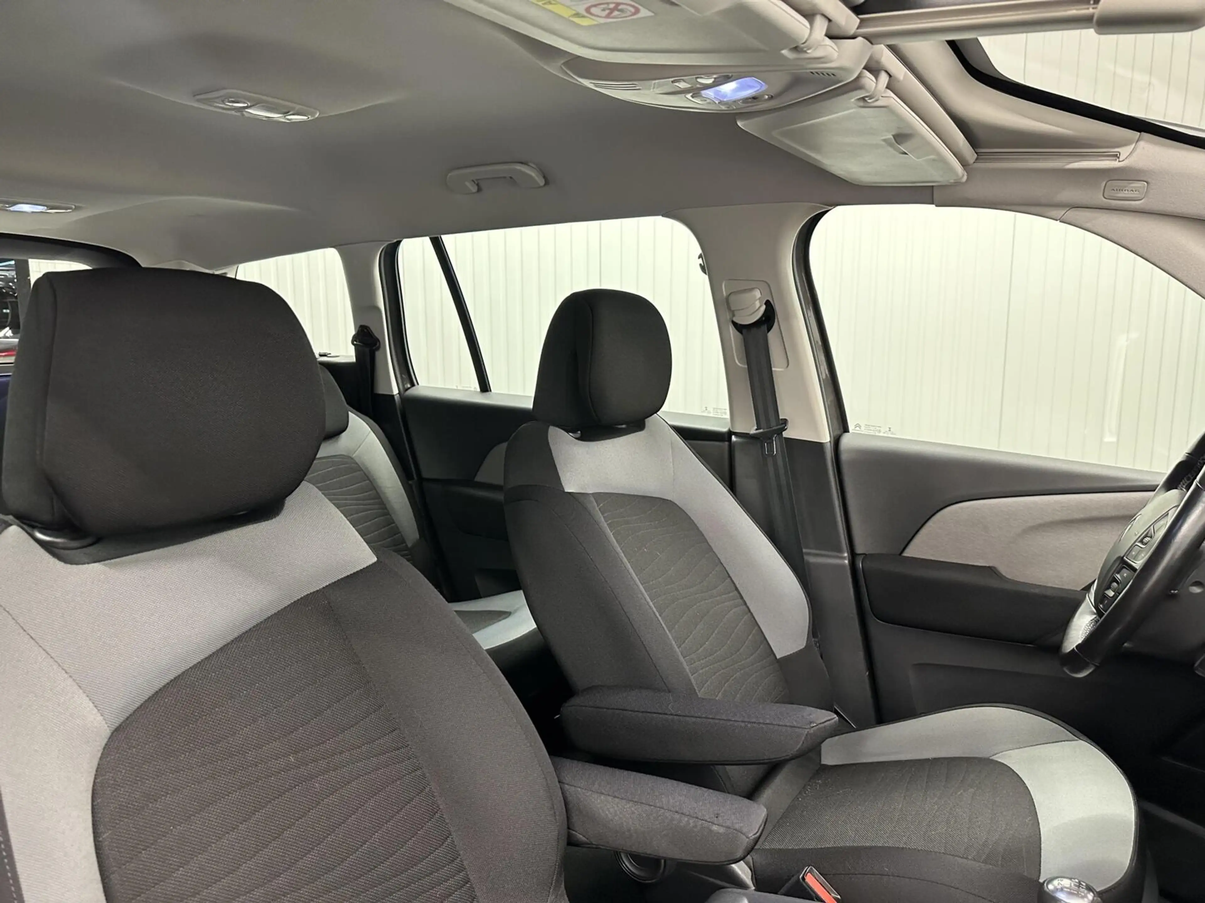 Citroen Grand C4 Picasso 1.2 PureTech Business TREKHAAK NAVI CRUISE LM ECC. — photo 15