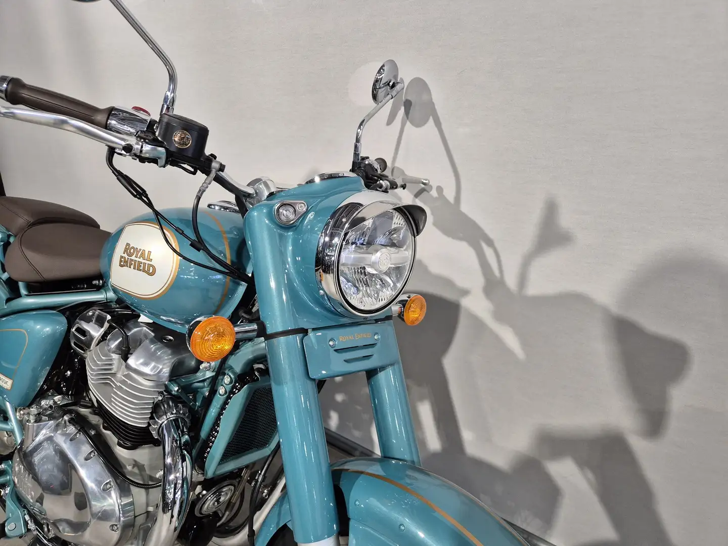 Royal Enfield Classic 650 Blauw - 2
