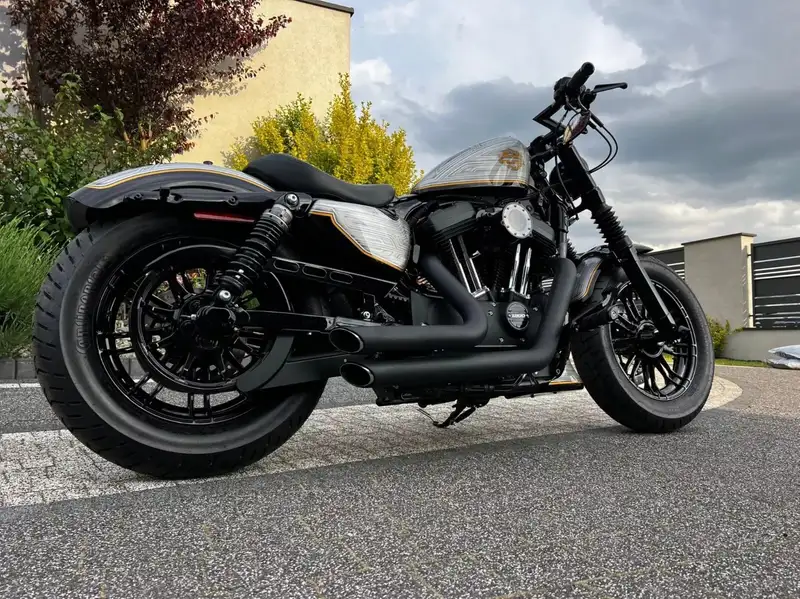 Harley-Davidson Sportster Forty Eight - foto 2