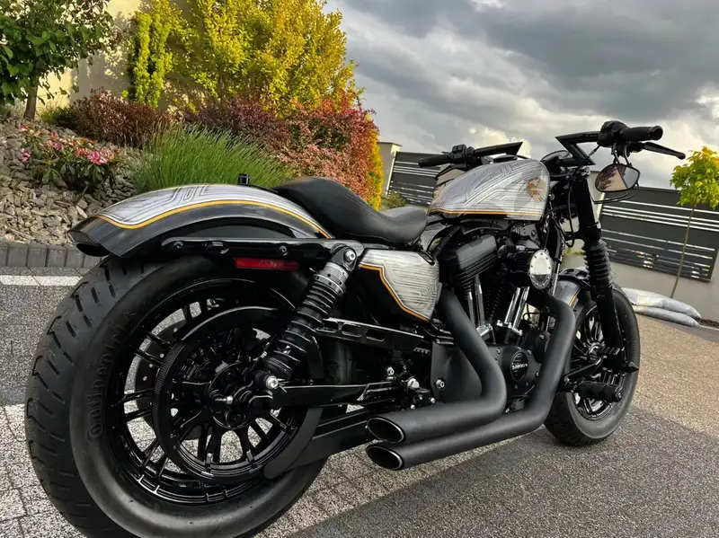 Harley-Davidson Sportster Forty Eight - foto 3